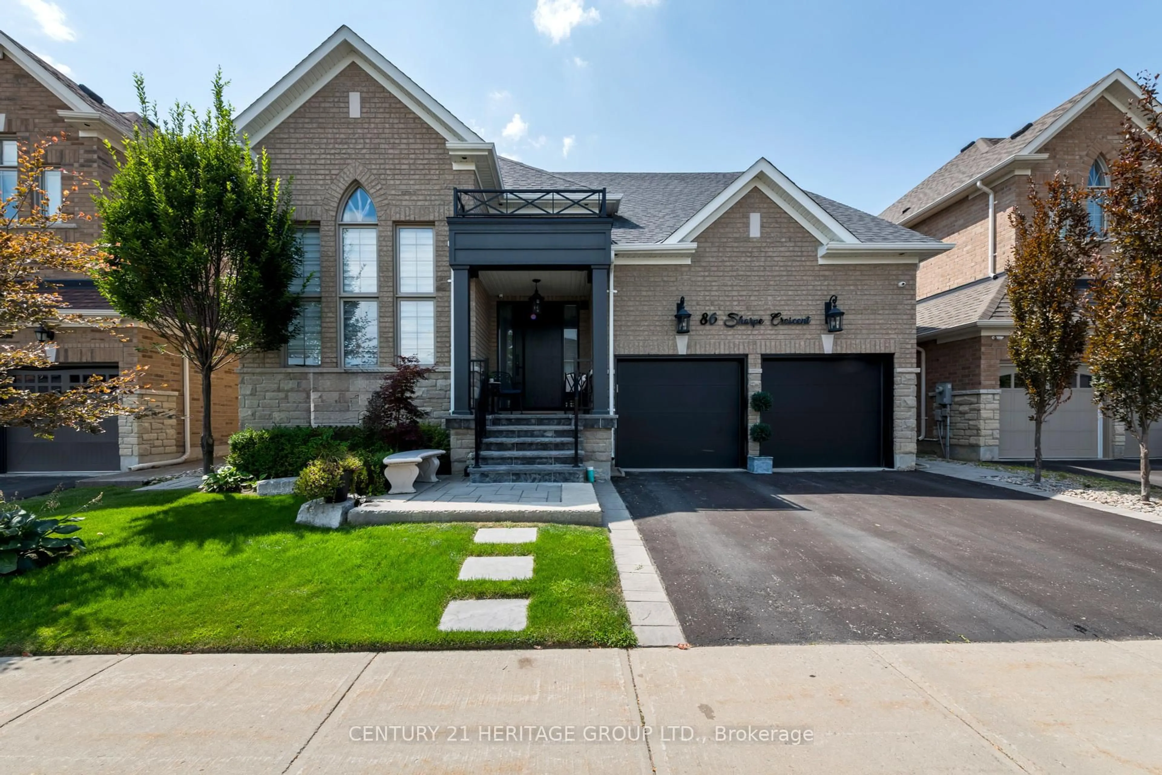 Home with brick exterior material, street for 86 Sharpe Cres, New Tecumseth Ontario L0G 1W0