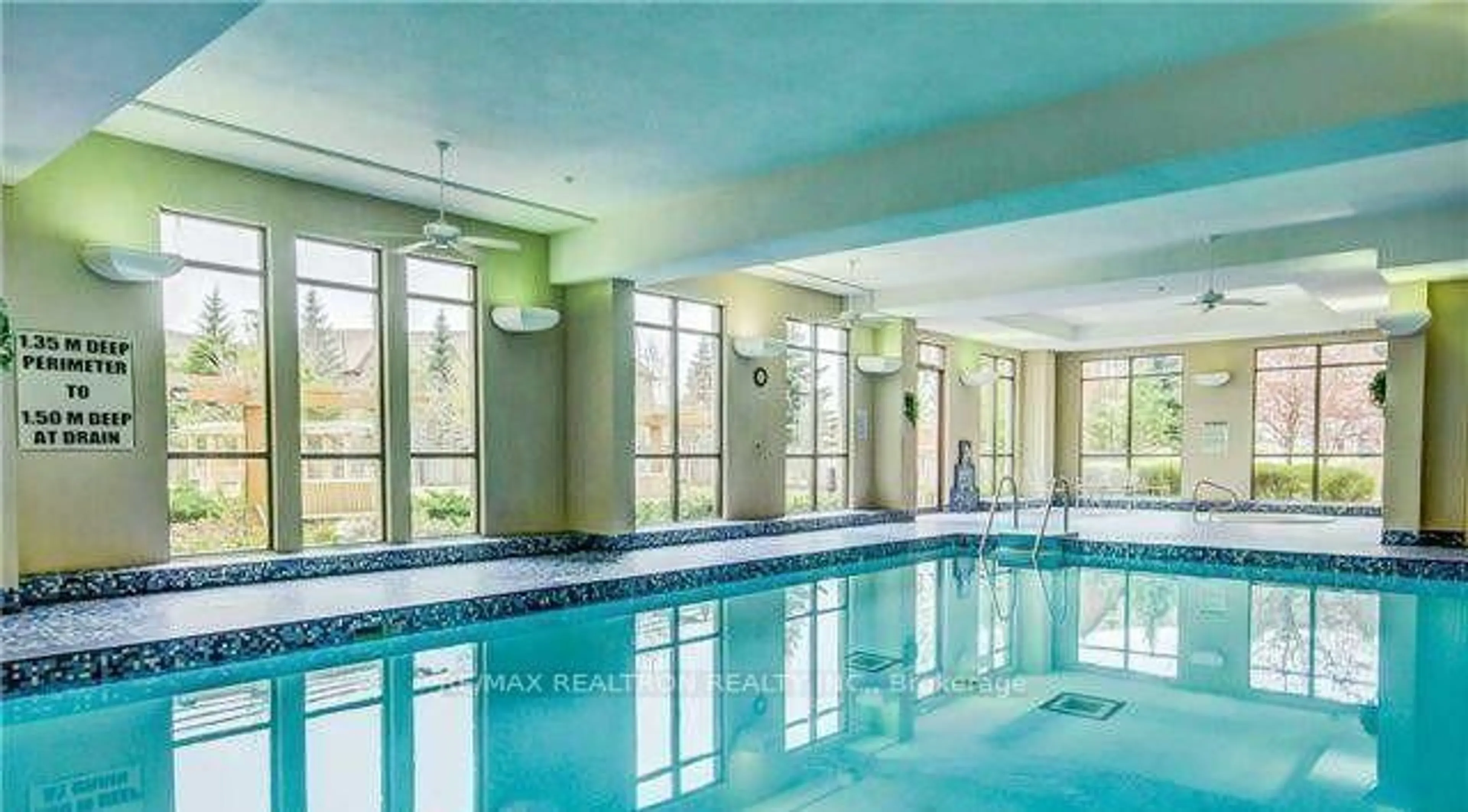 Pool for 100 Promenade Circ #210, Vaughan Ontario L4J 7W7