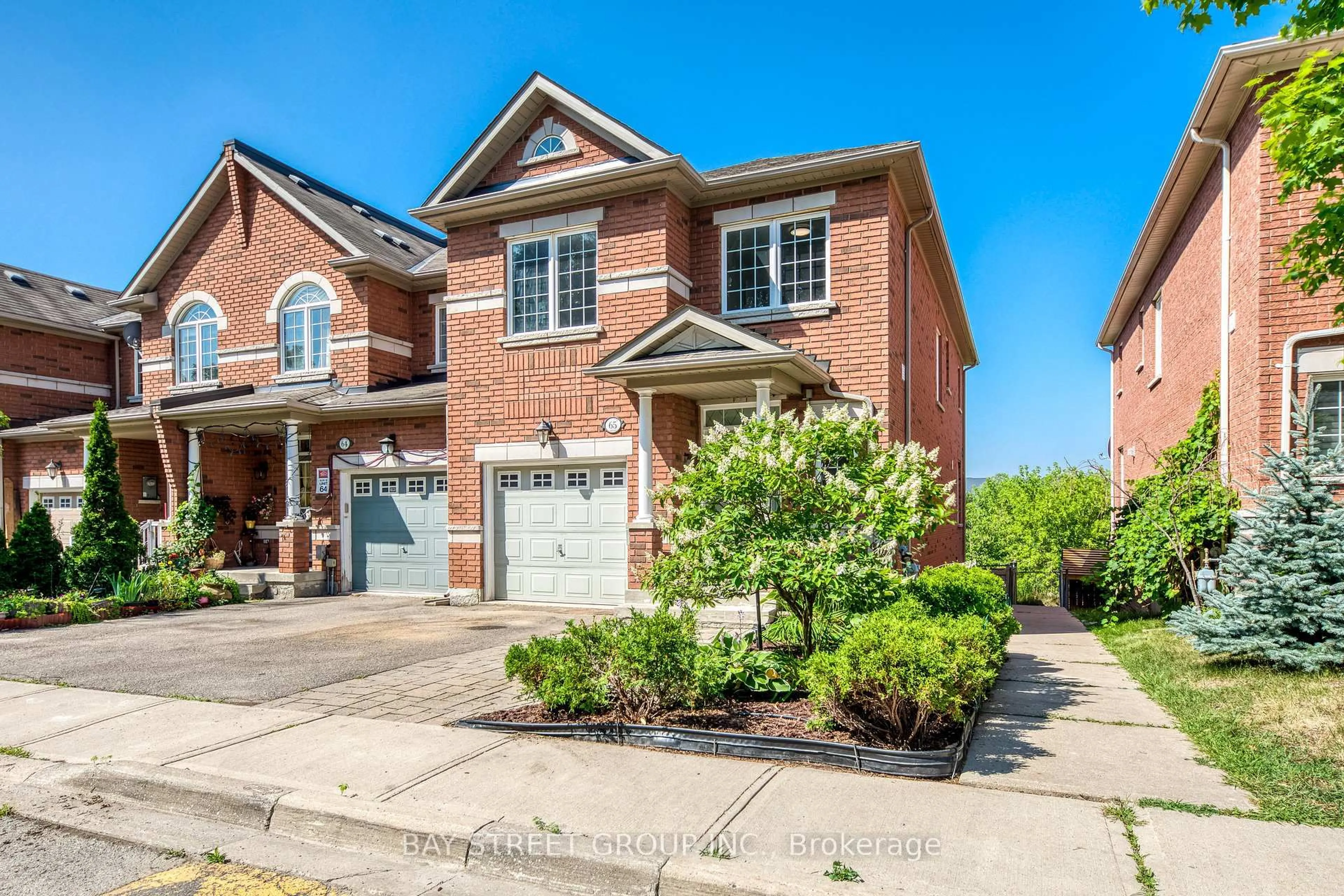 Home with brick exterior material, street for 8 Townwood Dr #65, Richmond Hill Ontario L4E 4Y3