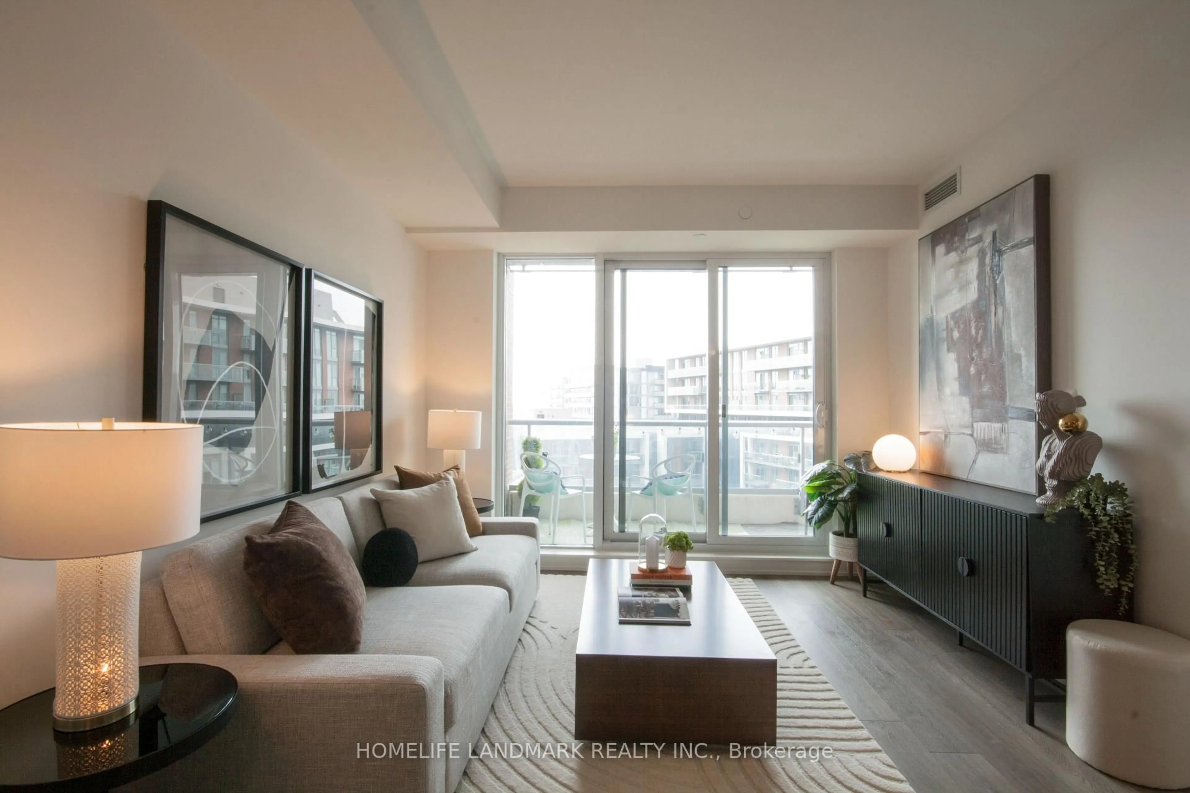 Living room with furniture, unknown for 292 Verdale Crossing #1613, Markham Ontario L6G 0H6