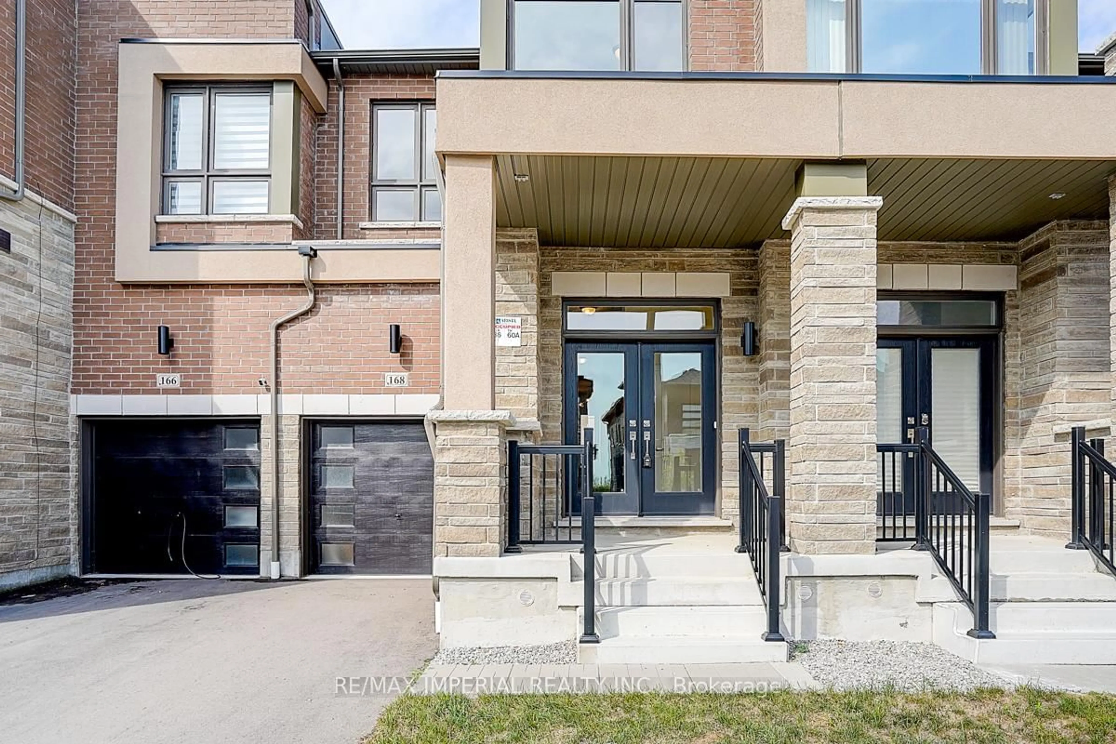 Home with brick exterior material, street for 168 Bawden Dr, Richmond Hill Ontario L4S 0M2