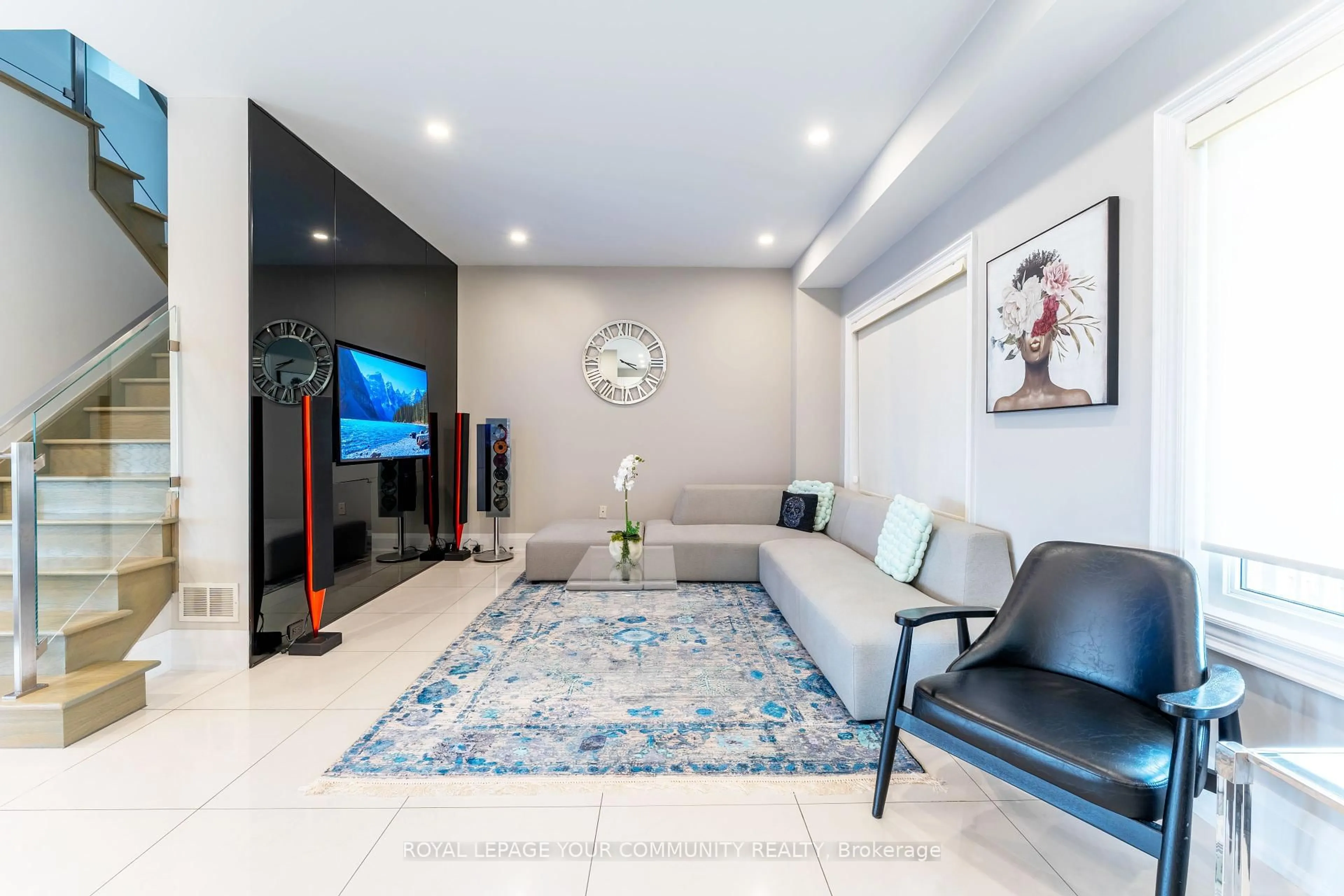 Unknown for 339 Thomas Cook Ave, Vaughan Ontario L6A 4M1