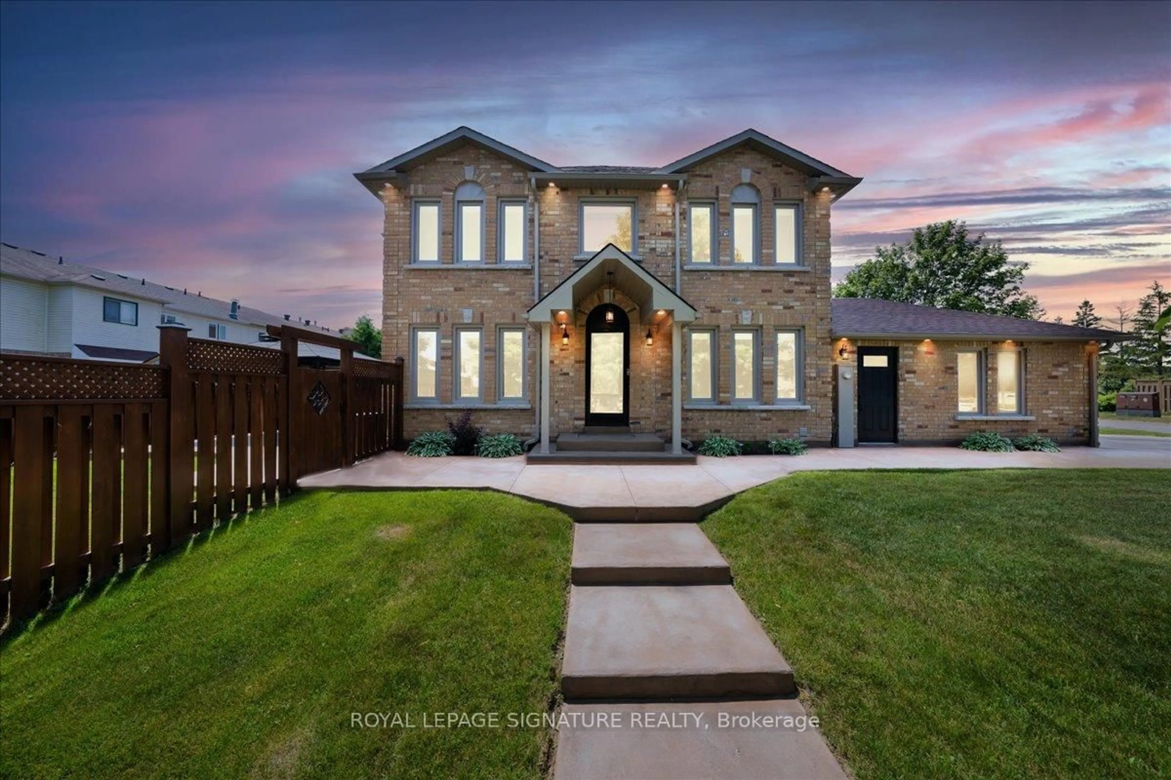Home with brick exterior material, street for 1245 Huron Crt, Innisfil Ontario L9S 1X5