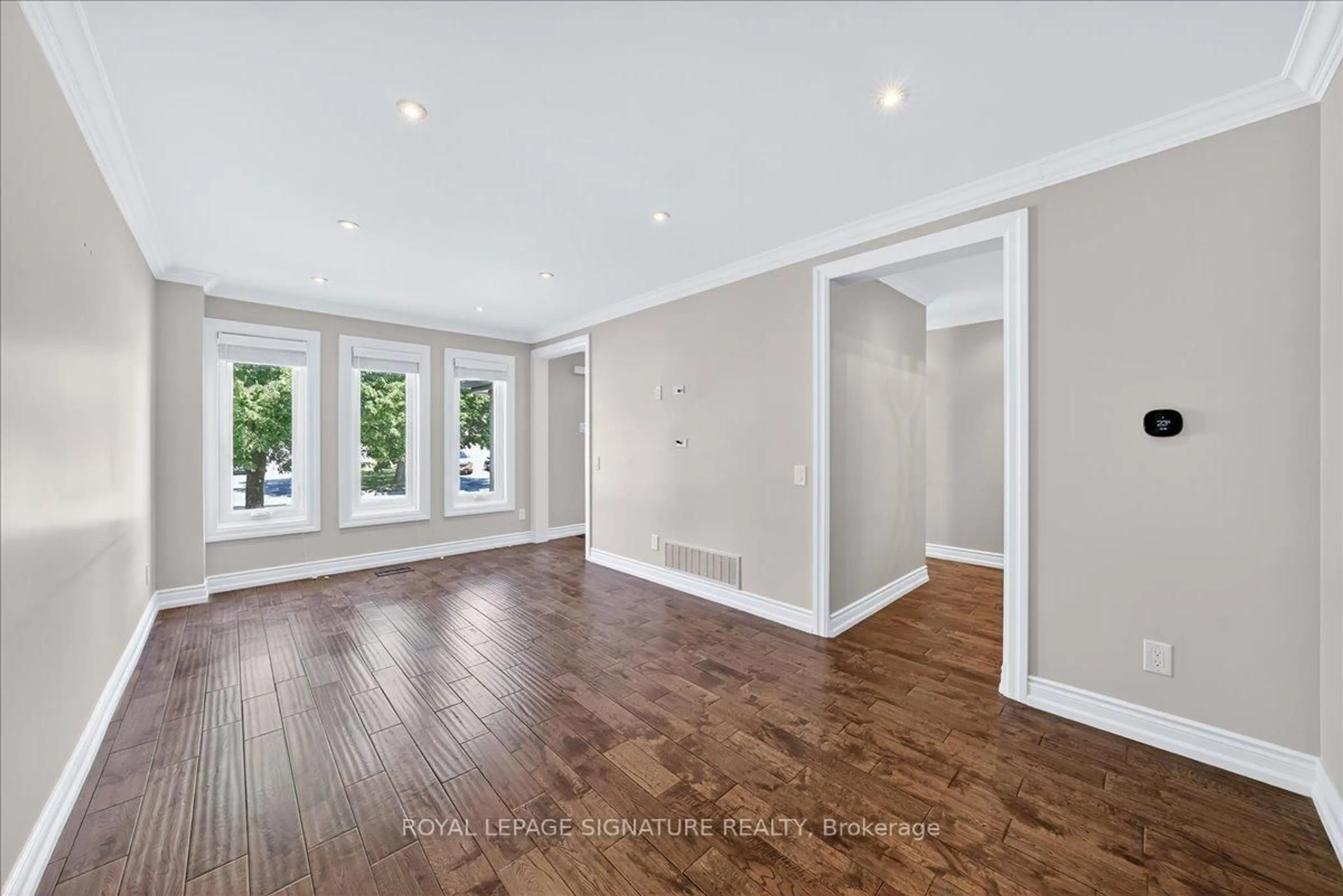 A pic of a room for 1245 Huron Crt, Innisfil Ontario L9S 1X5