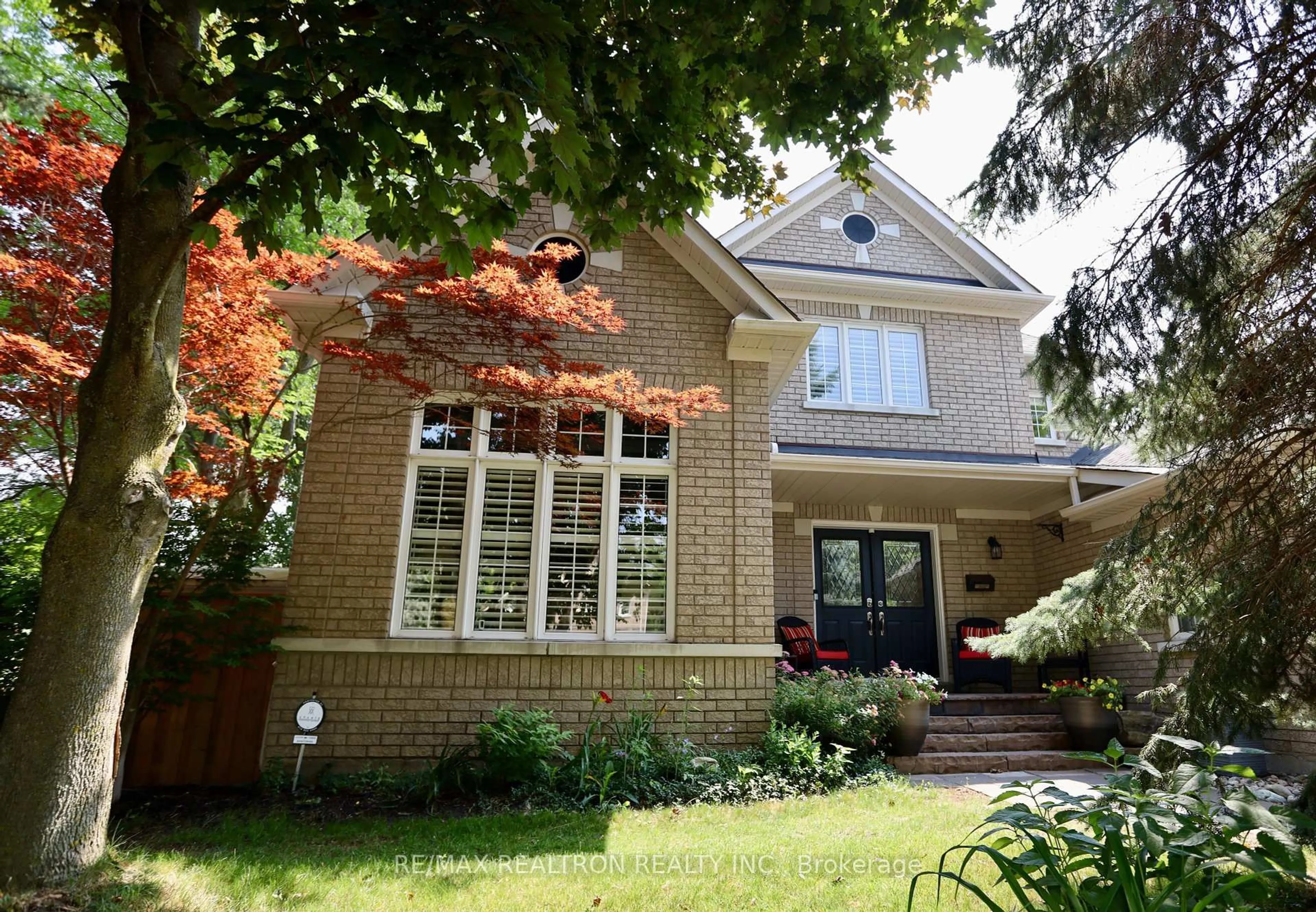 Home with brick exterior material, street for 970 Best Circ, Newmarket Ontario L3X 2K9