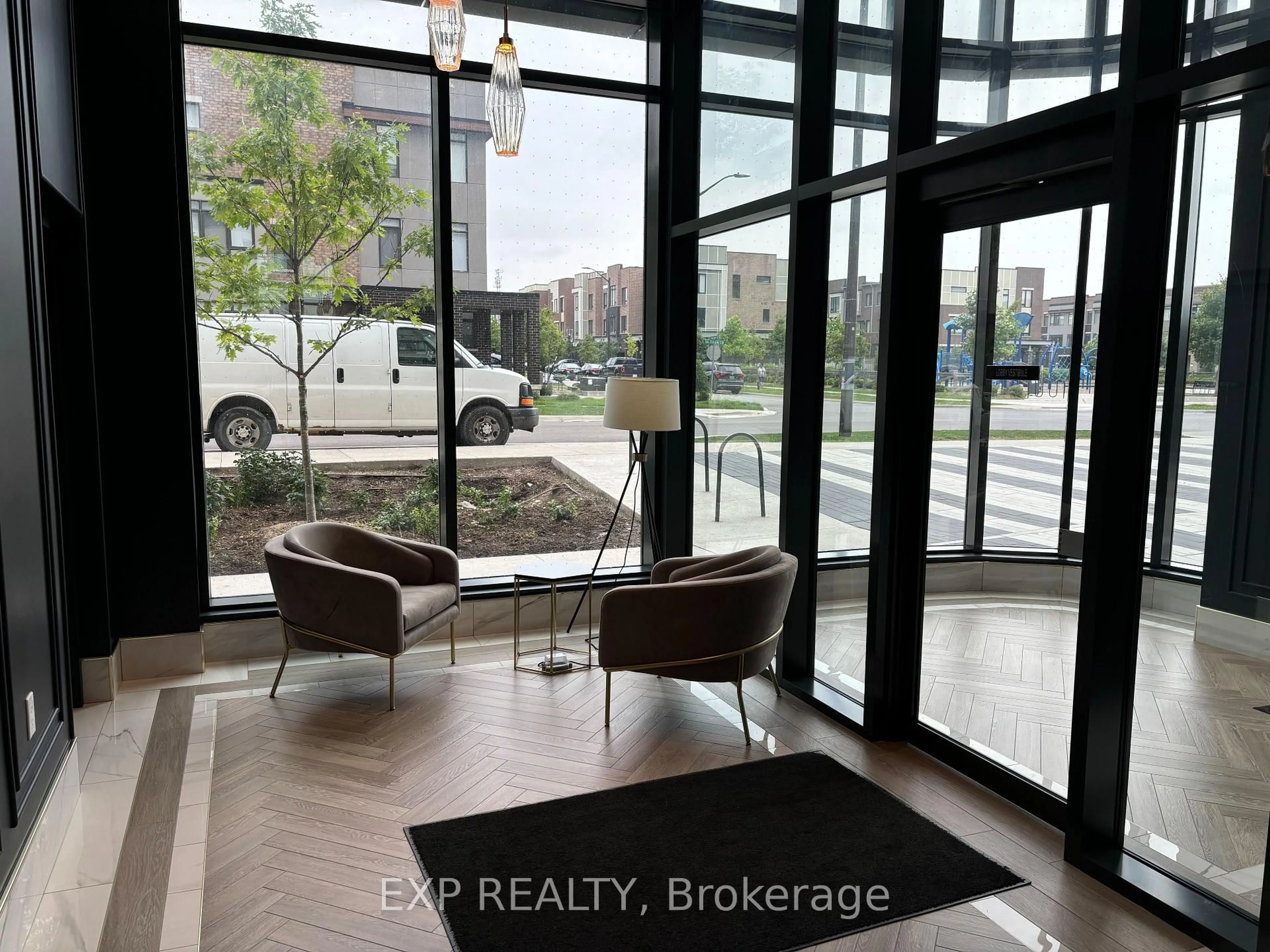 Indoor entryway for 120 Eagle Rock Way #1101, Vaughan Ontario L6A 5C9