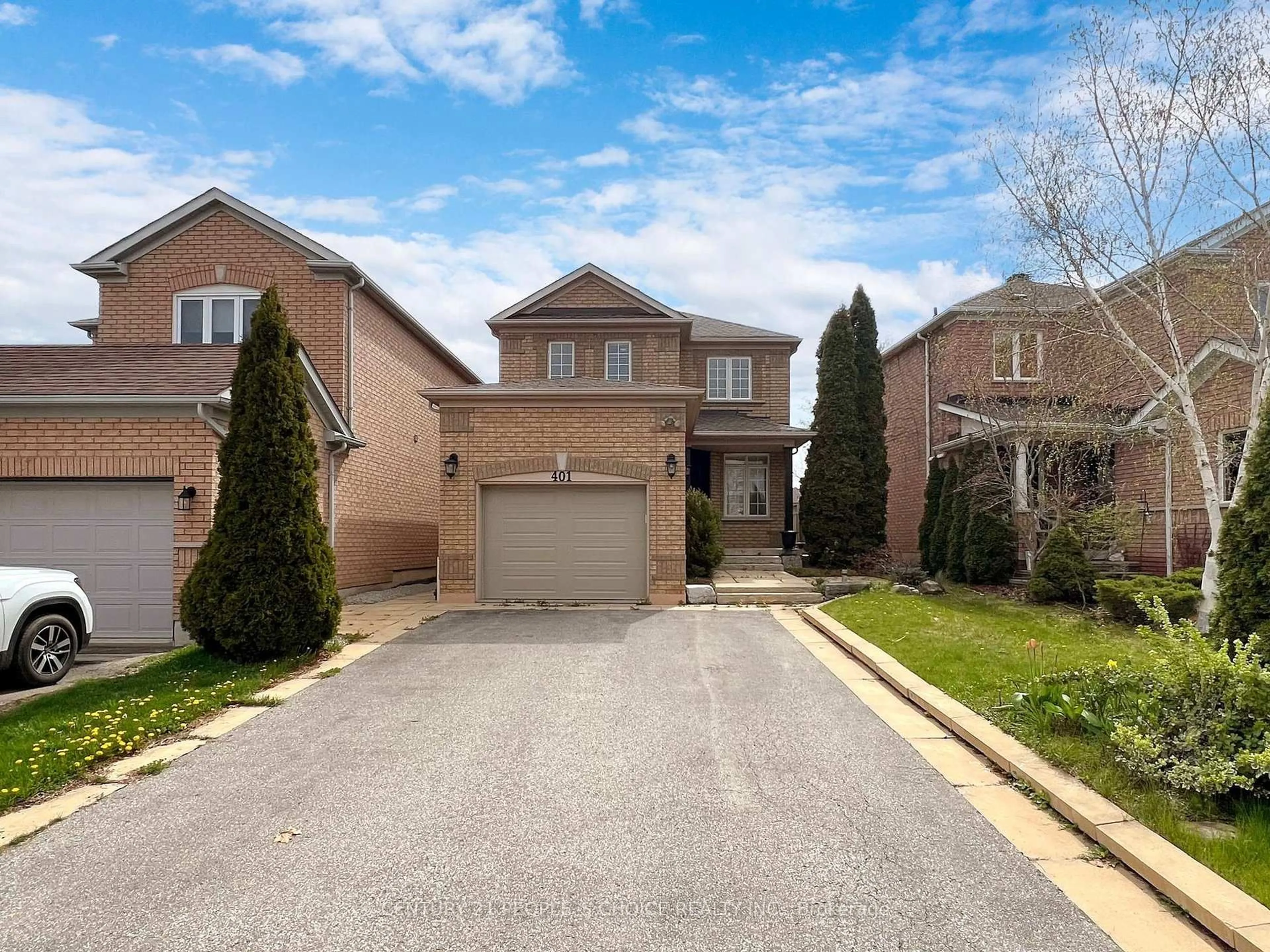 Home with brick exterior material, street for 401 Cranston Park Ave, Vaughan Ontario L6A 2R8