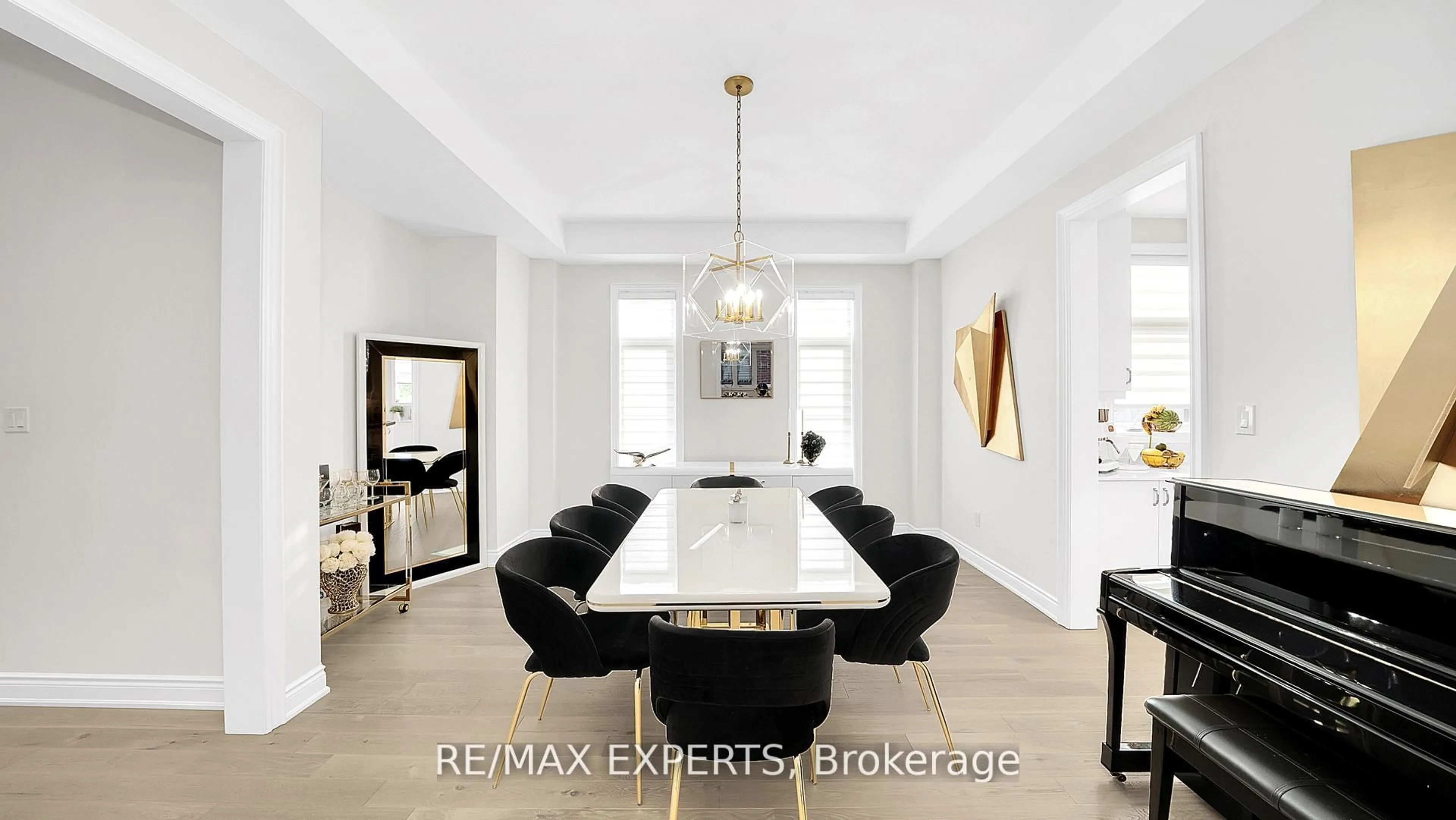 Dining room, ceramic/tile floor for 89 Rosshaven Cres, Vaughan Ontario L4L 1A6