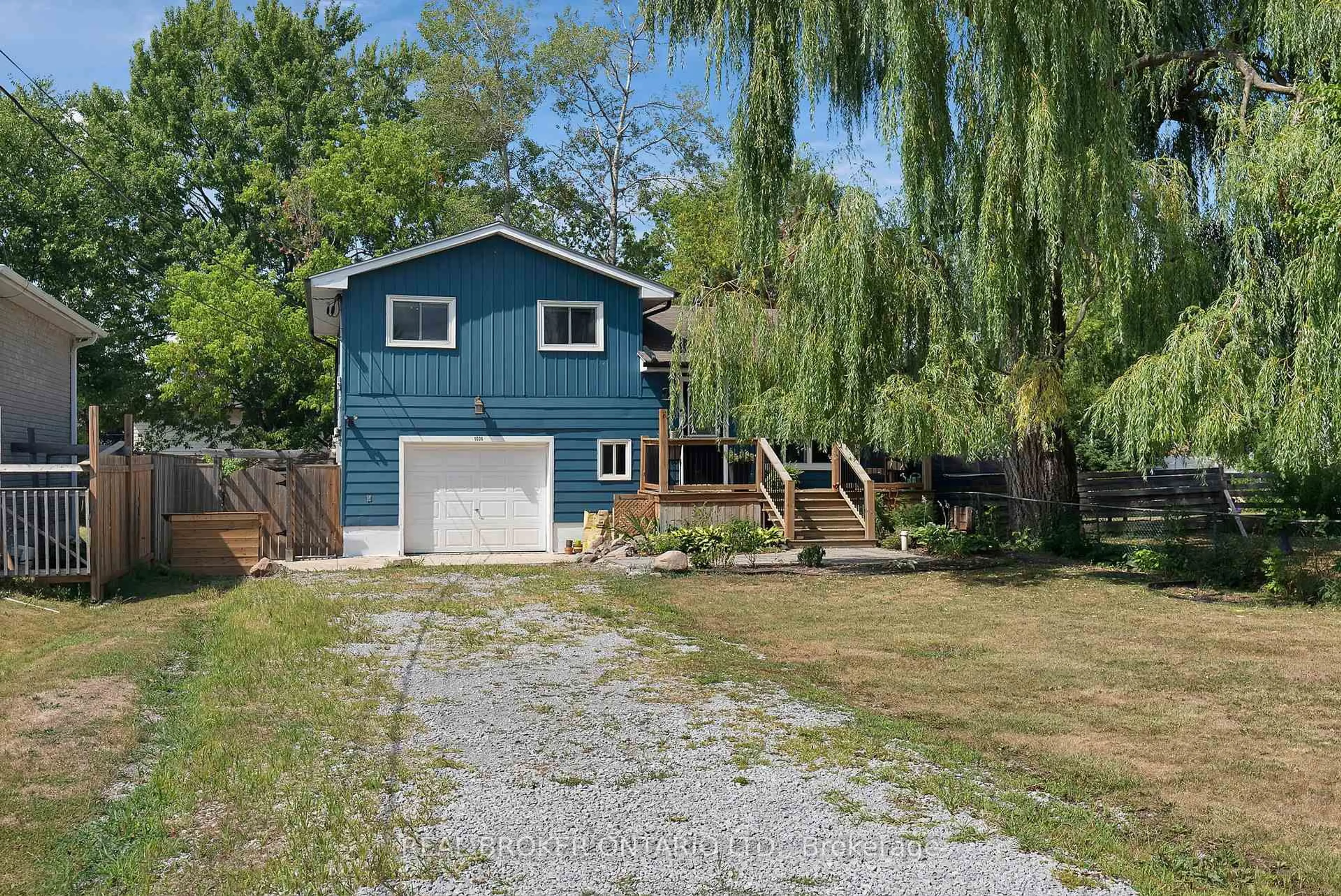 Unknown for 1036 Metro Rd, Georgina Ontario L4P 3E9