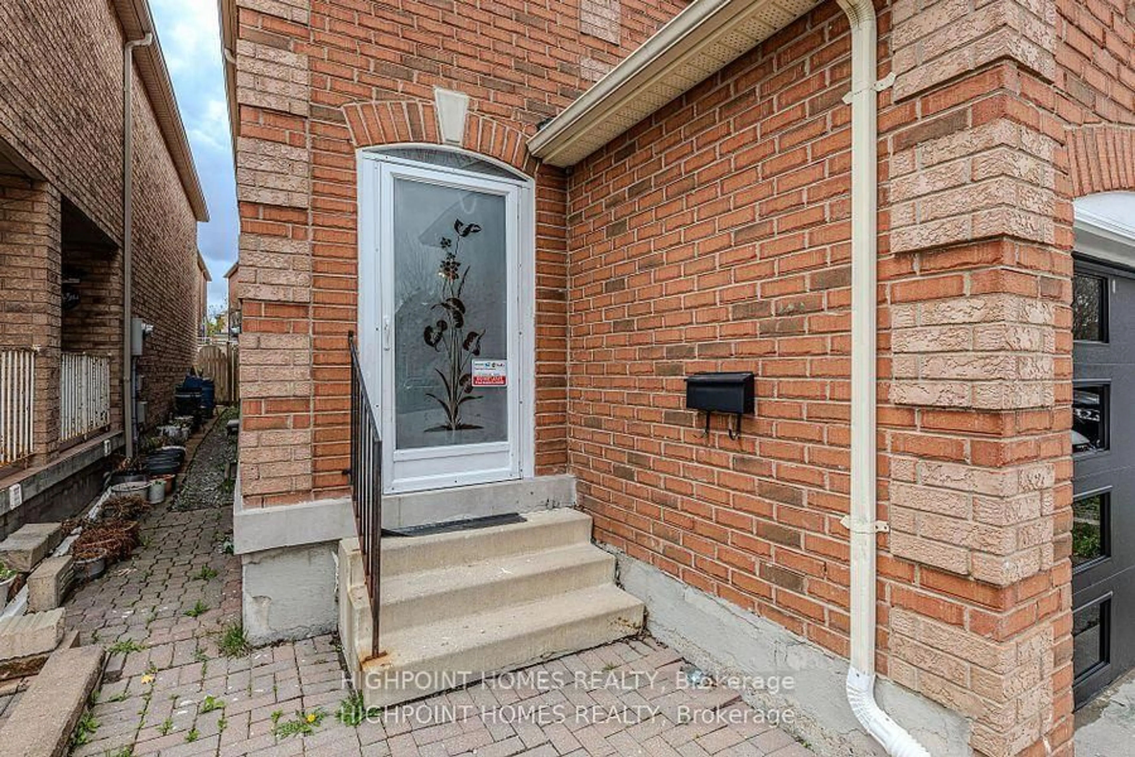 Home with brick exterior material, street for 44 Brando Ave, Markham Ontario L3S 4K9