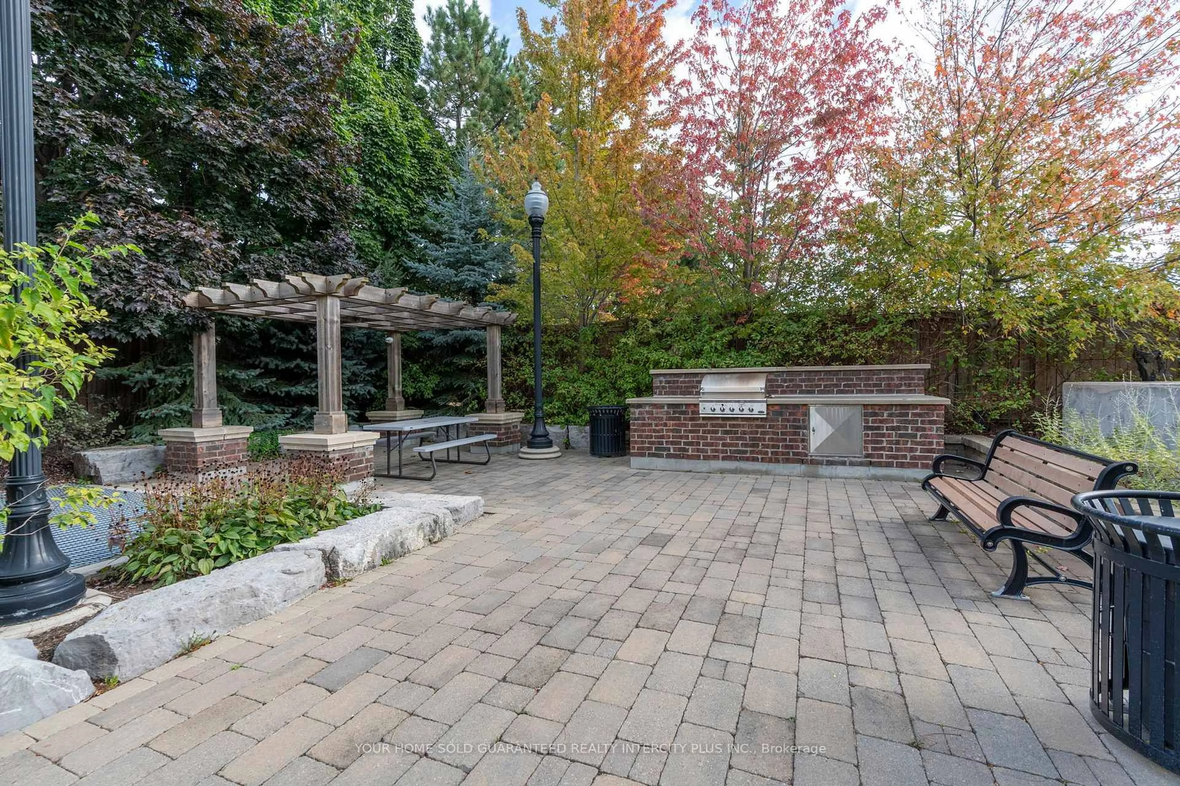 Patio, unknown for 2396 Major MacKenzie Dr #310, Vaughan Ontario L6A 4Y1