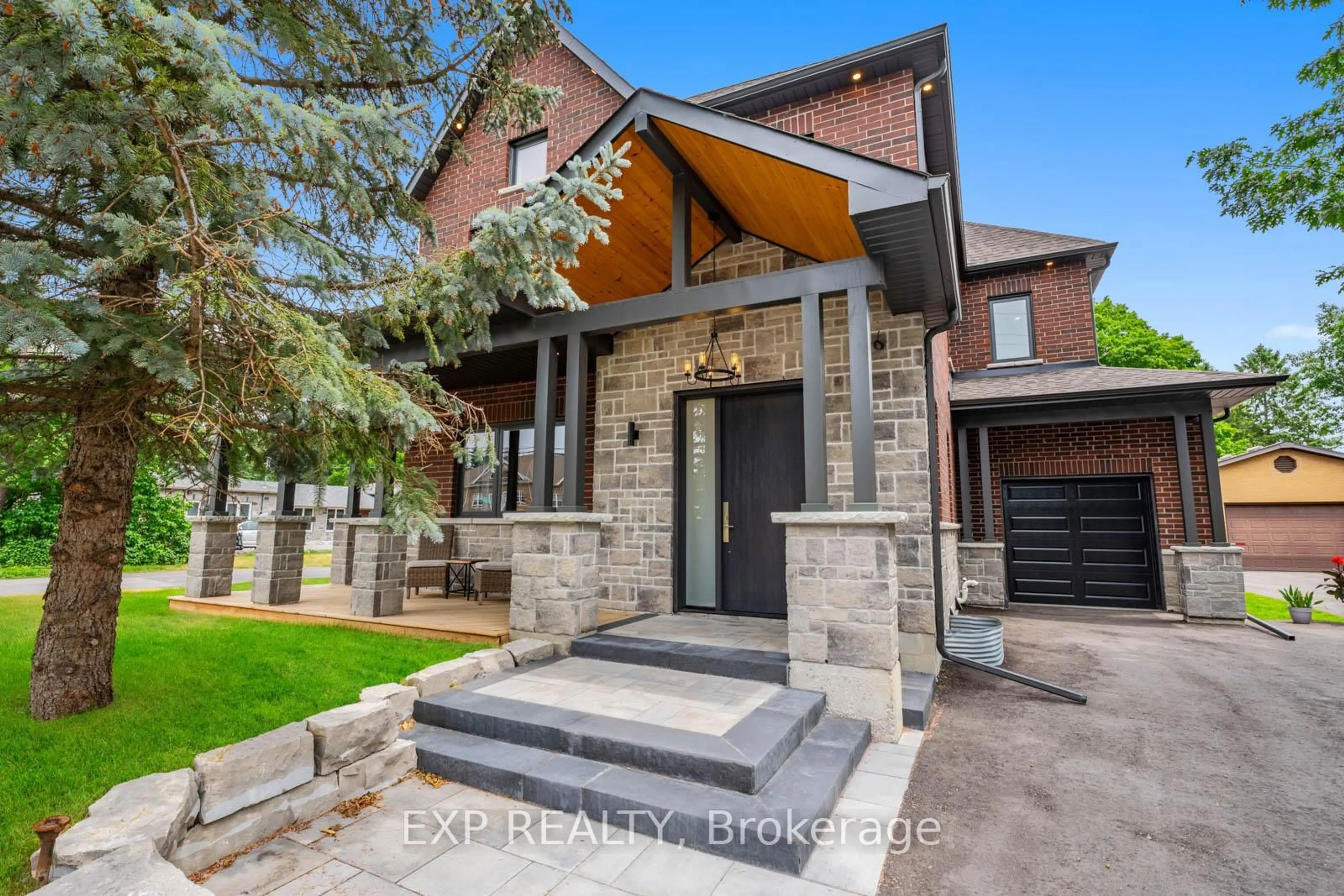 Home with brick exterior material, street for 271 Main St, Uxbridge Ontario L9P 1R9
