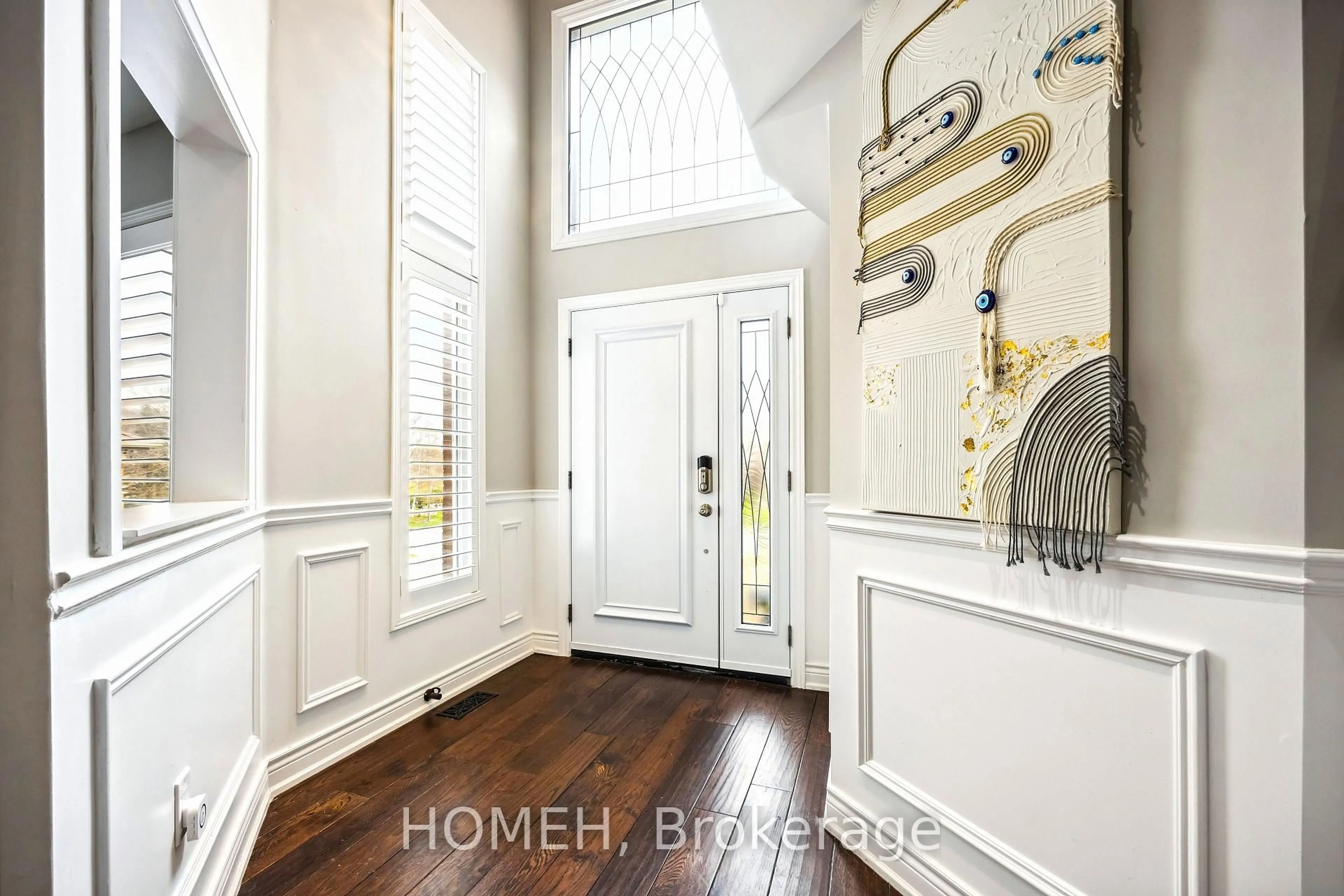Indoor entryway for 11 Bonny Meadows Dr, Aurora Ontario L4G 6M6
