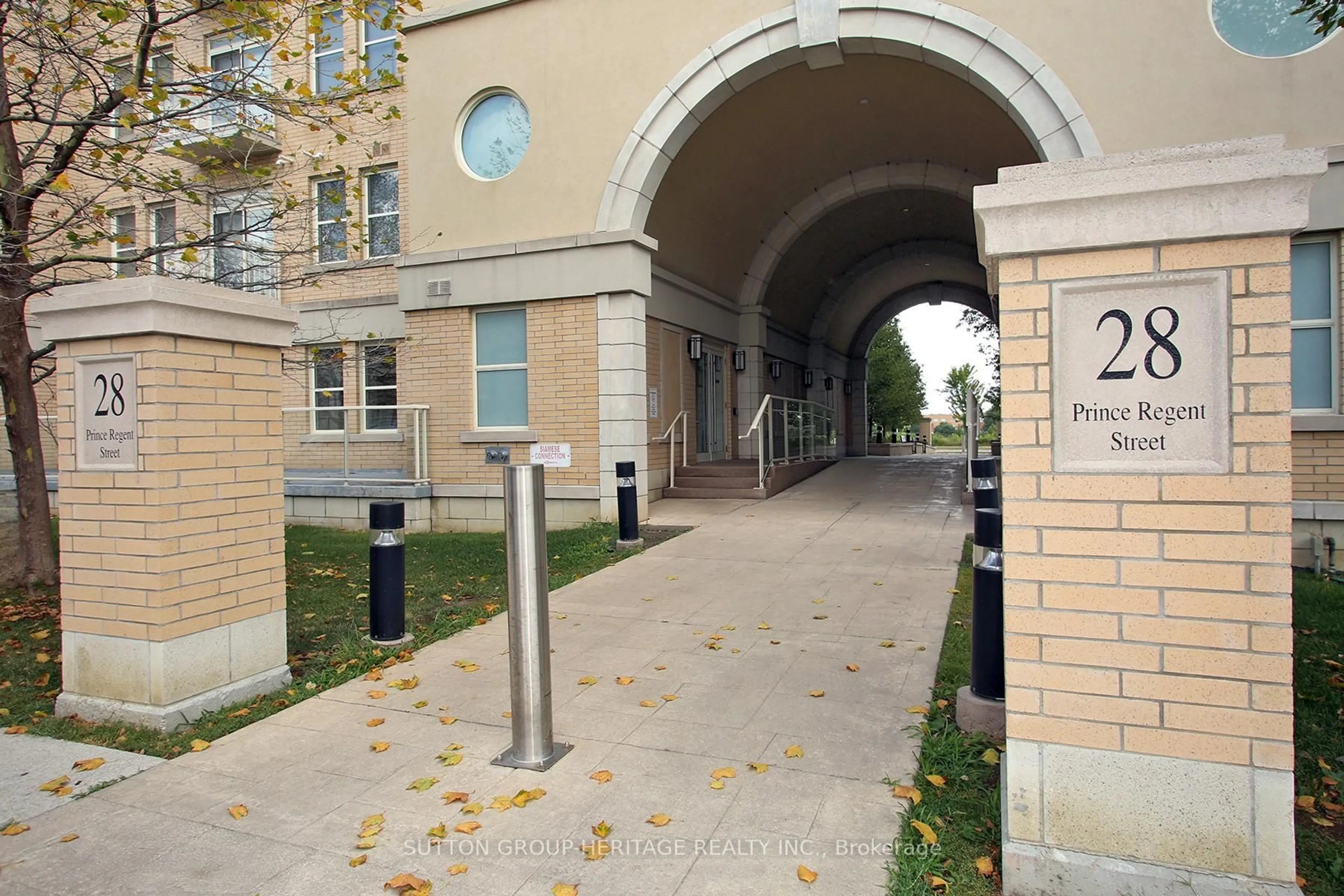Unknown for 28 Prince Regent St #123, Markham Ontario L6C 0V5