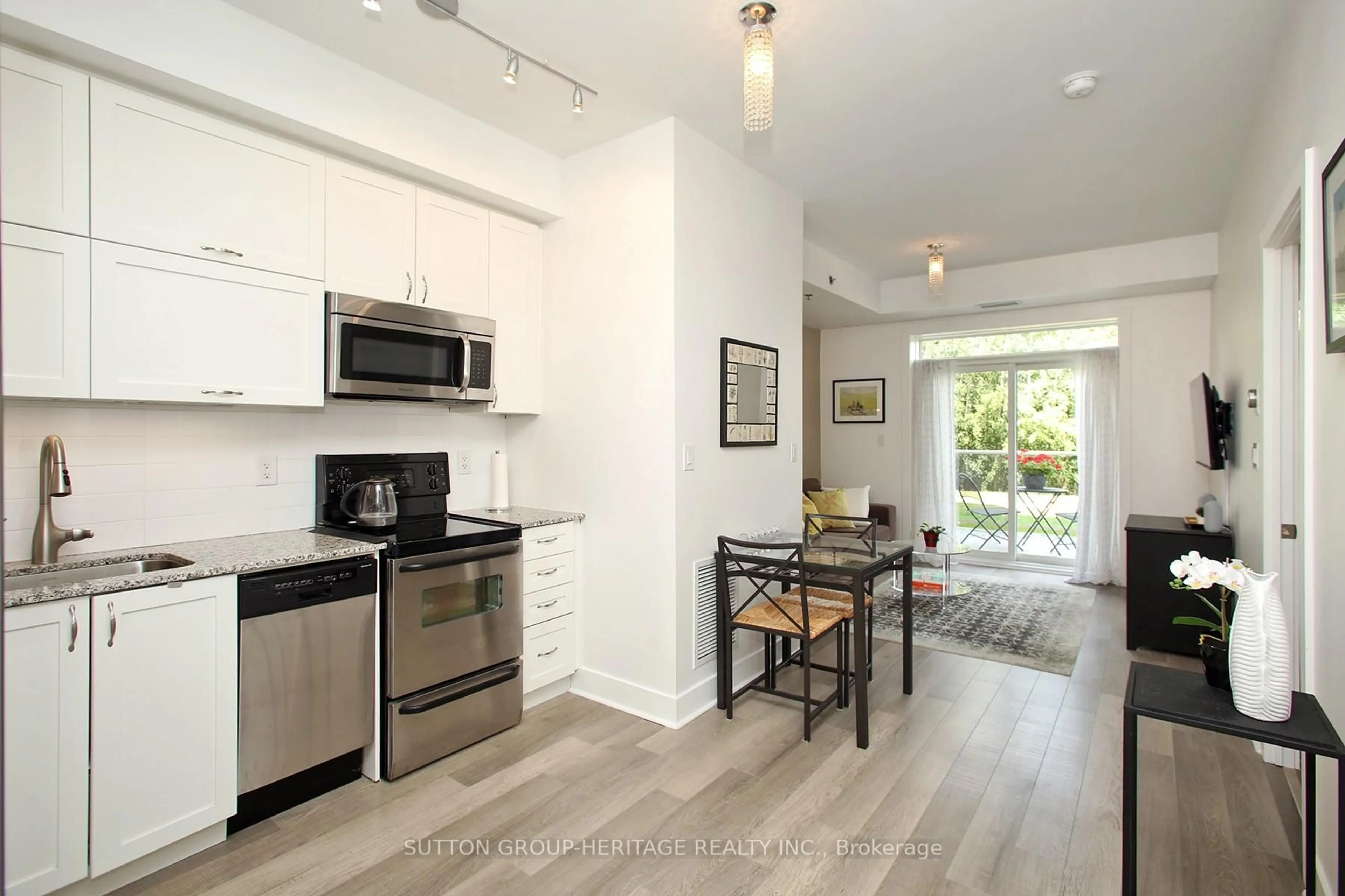 Open concept kitchen, unknown for 28 Prince Regent St #123, Markham Ontario L6C 0V5