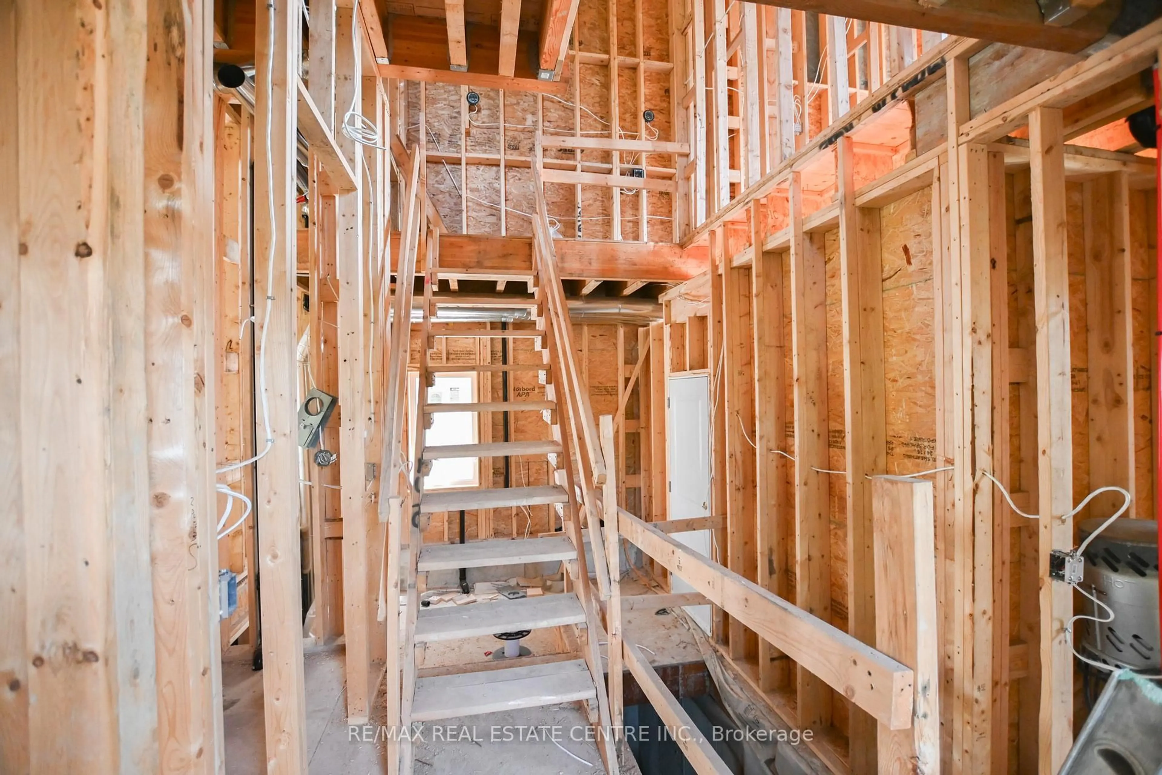 Stairs for 26 Rainbow Dr, Vaughan Ontario L4L 2K2