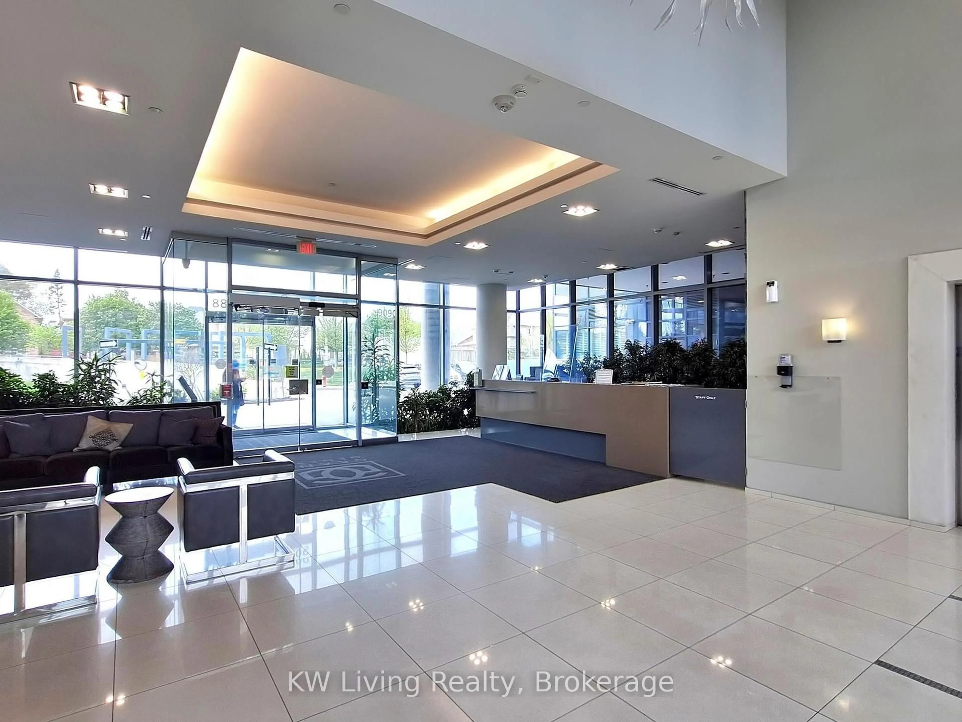 Lobby for 9088 Yonge St #509A, Richmond Hill Ontario L4C 0Y6