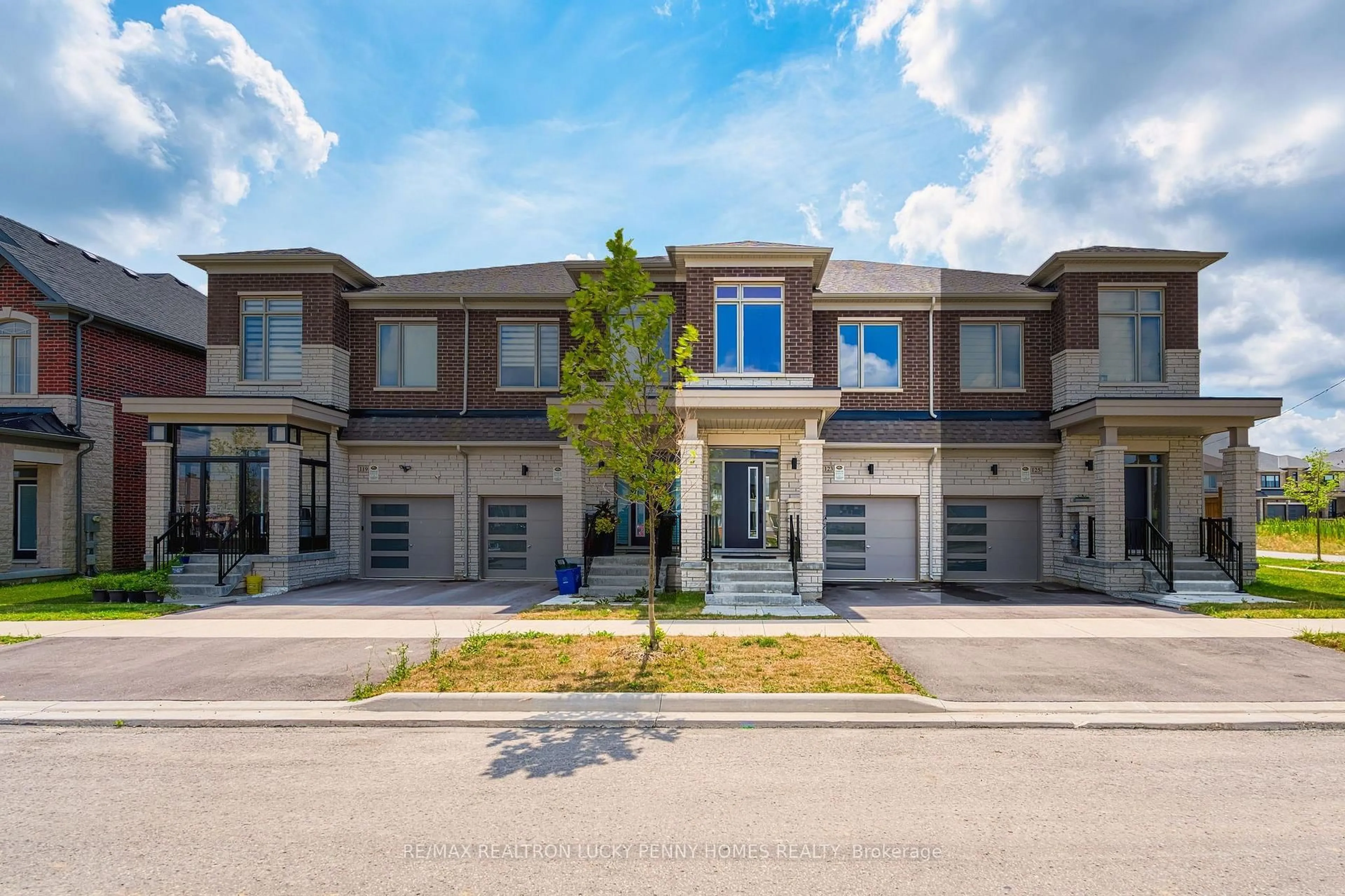 Unknown for 123 SCHMELTZER Cres, Richmond Hill Ontario L4E 1J1