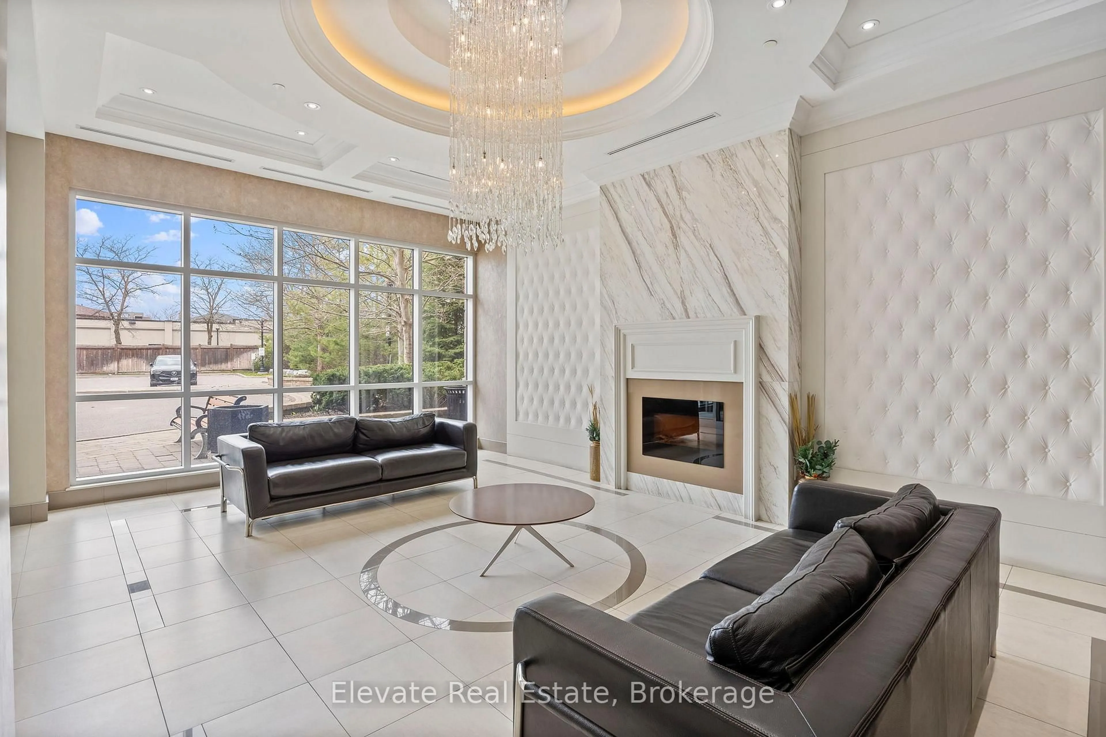 Unknown for 2396 Major Mackenzie Dr #322, Vaughan Ontario L6A 4Y1