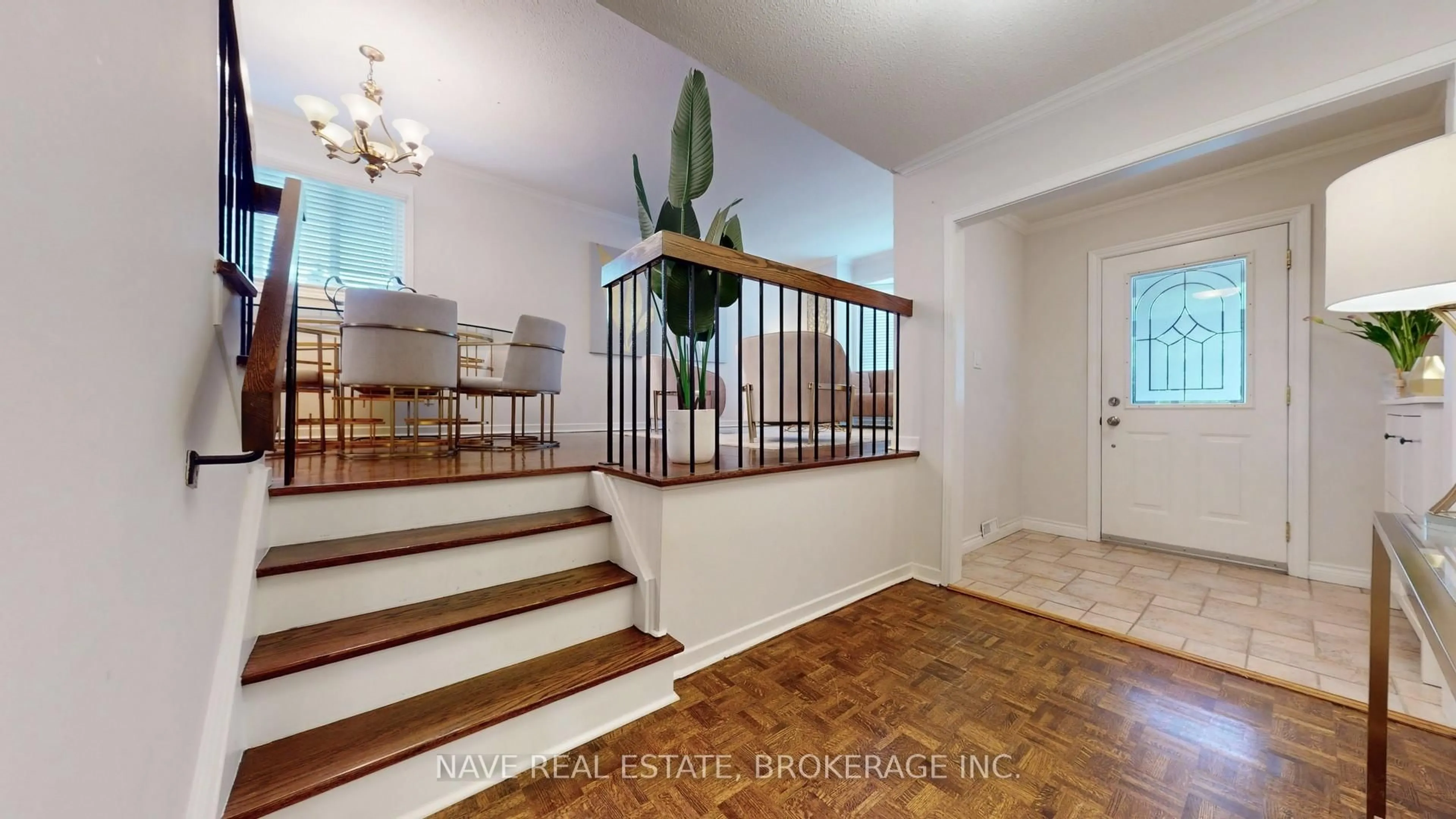 Unknown for 15 Springhead Gdns, Richmond Hill Ontario L4C 5B8