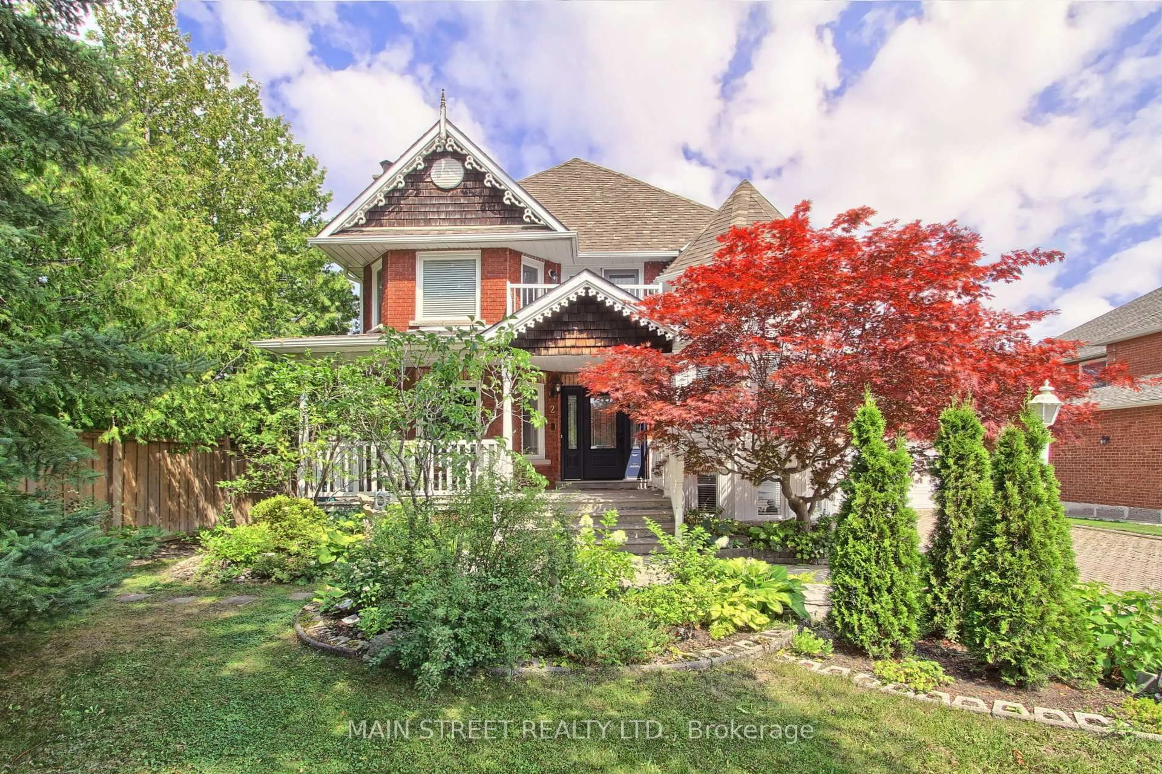 Home with brick exterior material, street for 2 Bombay Crt, Richmond Hill Ontario L4E 3L4