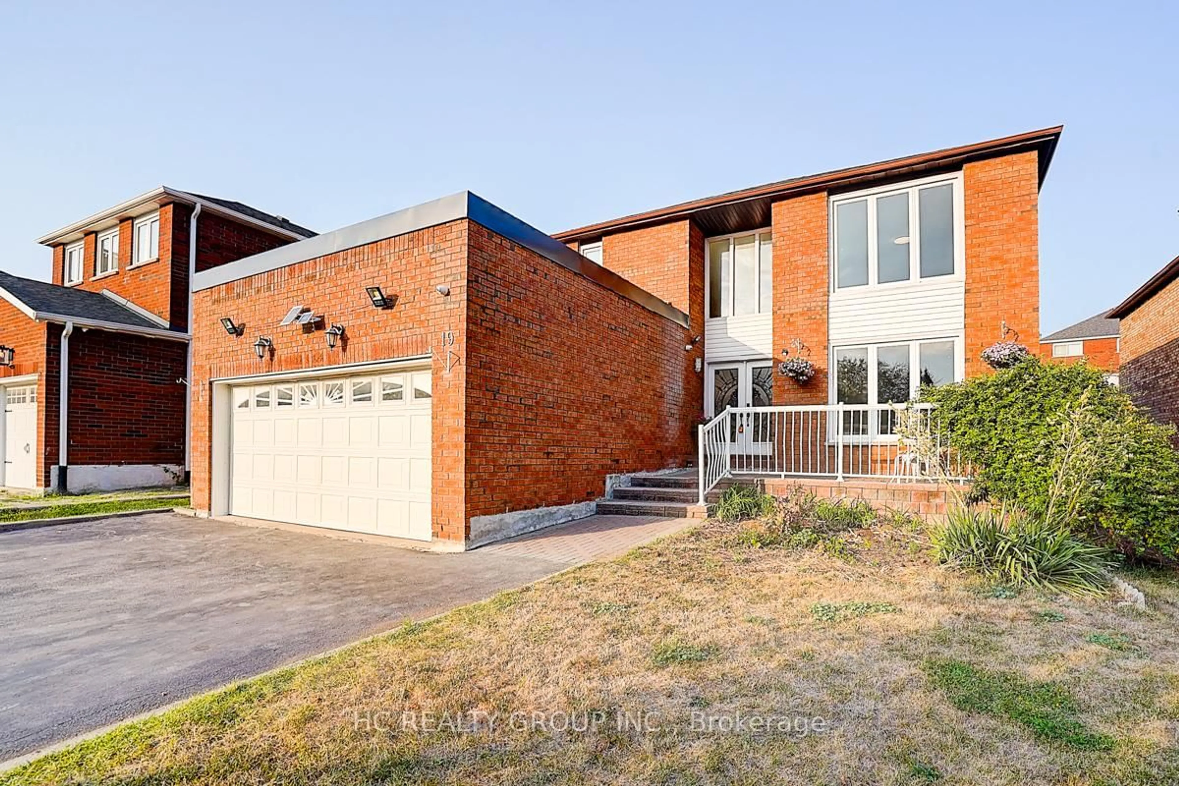 Home with brick exterior material, street for 19 Delancey Cres, Markham Ontario L3P 7C9