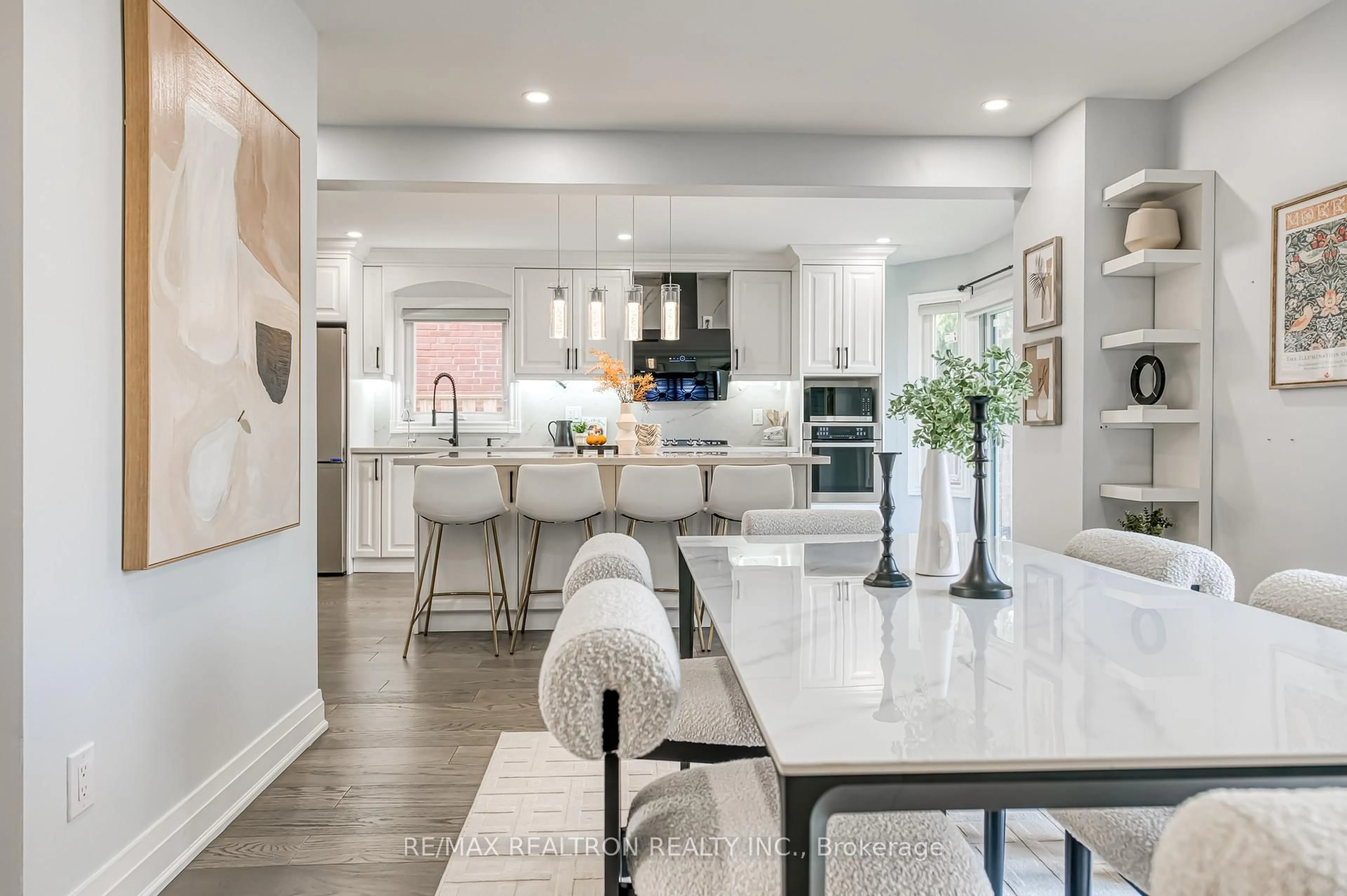 Open concept kitchen, ceramic/tile floor for 9 Smithy St, Markham Ontario L3P 6N1
