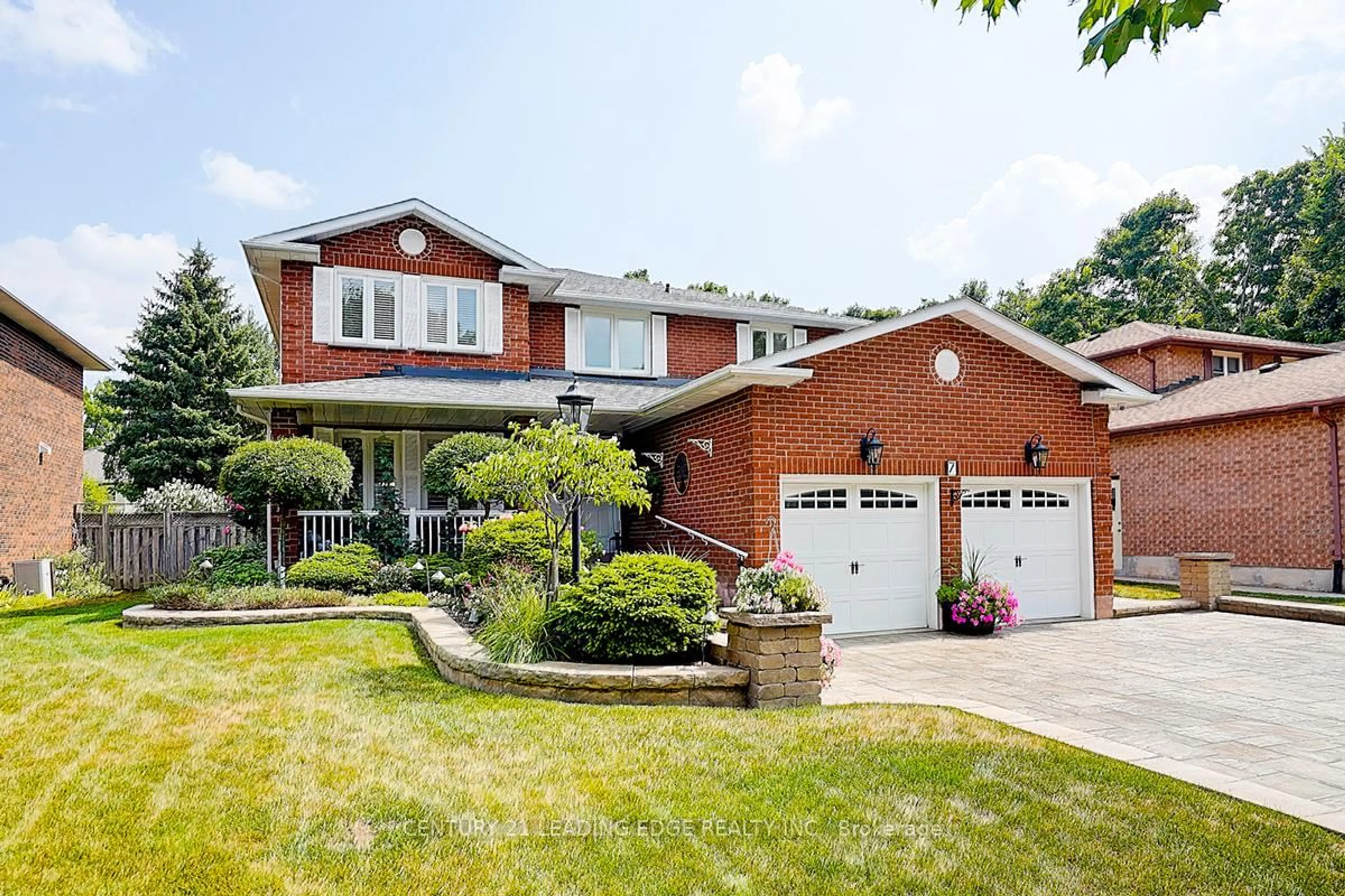 Home with brick exterior material, street for 7 BROGAN Crt, Markham Ontario L3P 6G2