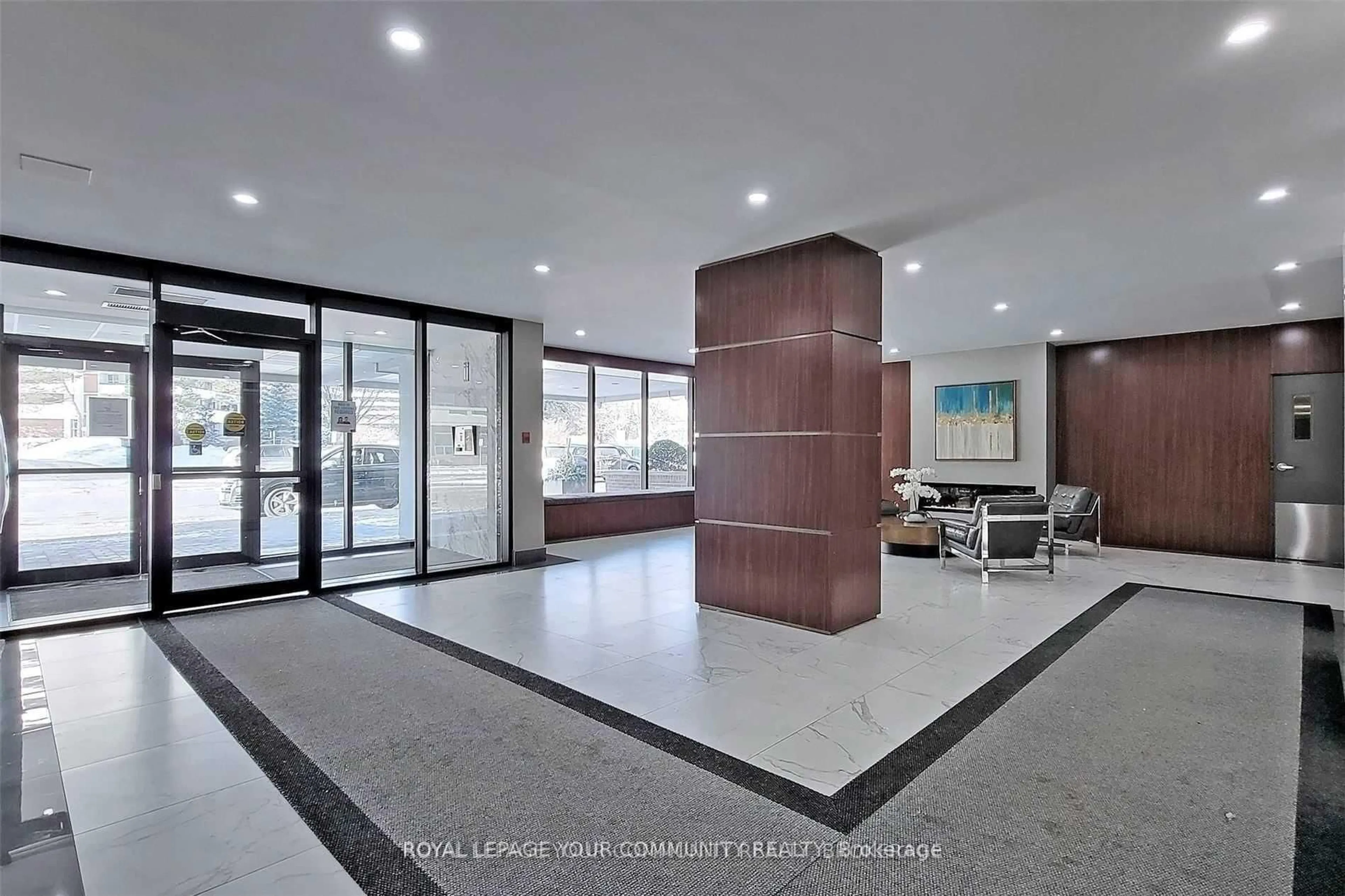 Indoor foyer for 50 Inverlochy Blvd #1004, Markham Ontario L3T 4T6