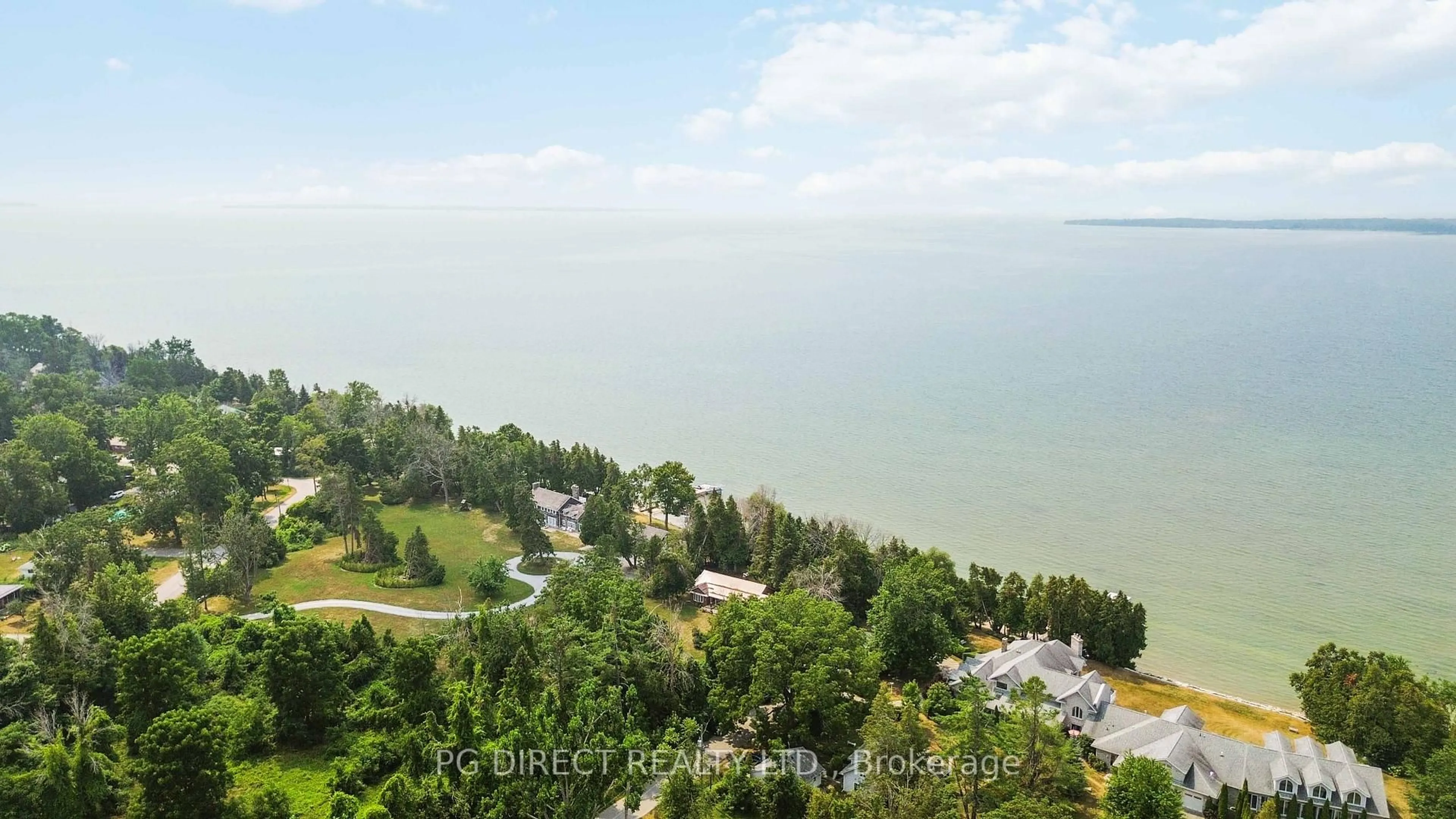 A pic from outside/outdoor area/front of a property/back of a property/a pic from drone, water/lake/river/ocean view for 5 Albert St, Brock Ontario L0K 1A0