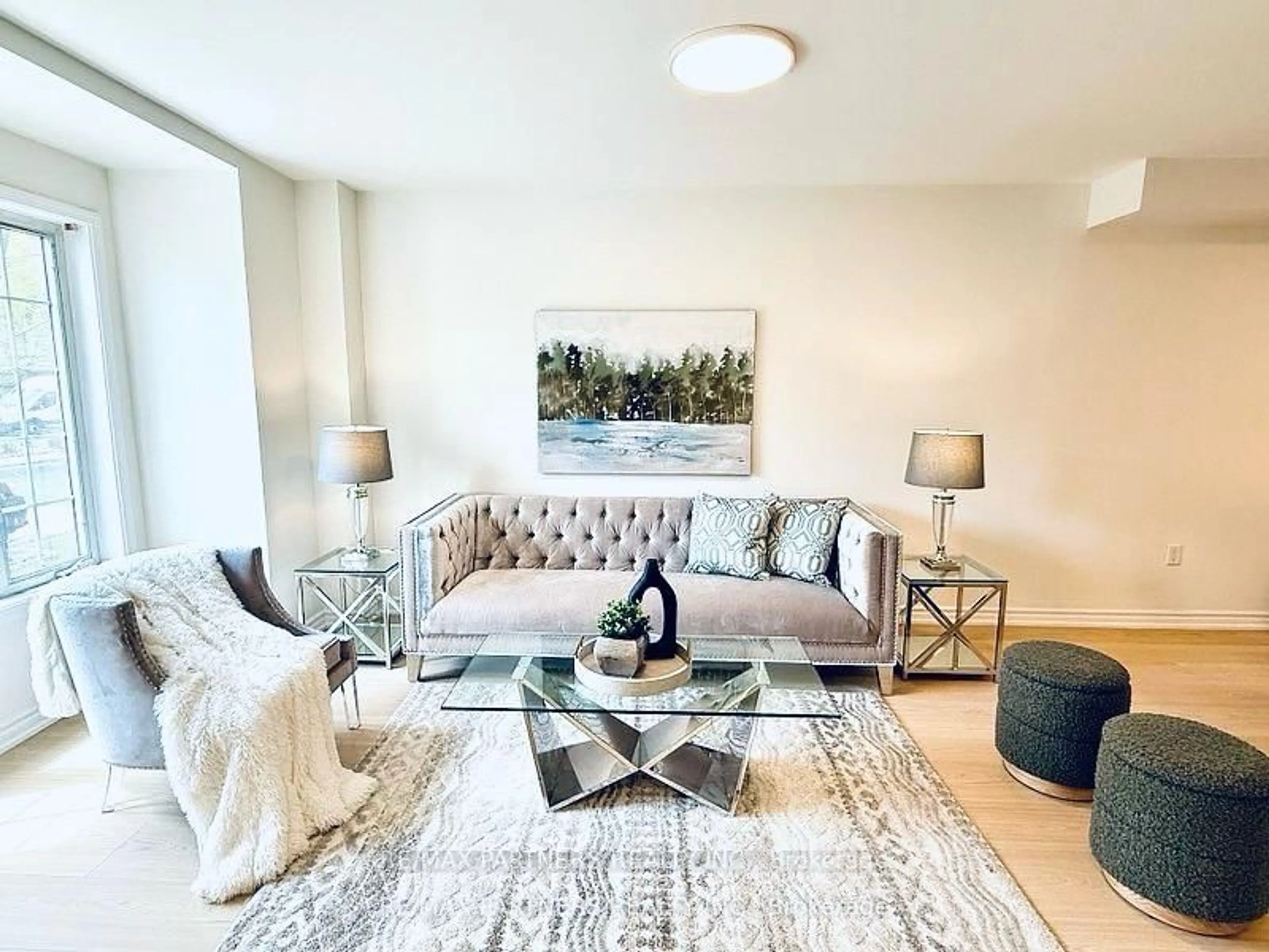 Living room with furniture, unknown for 516 Bur Oak Ave, Markham Ontario L6C 3A9
