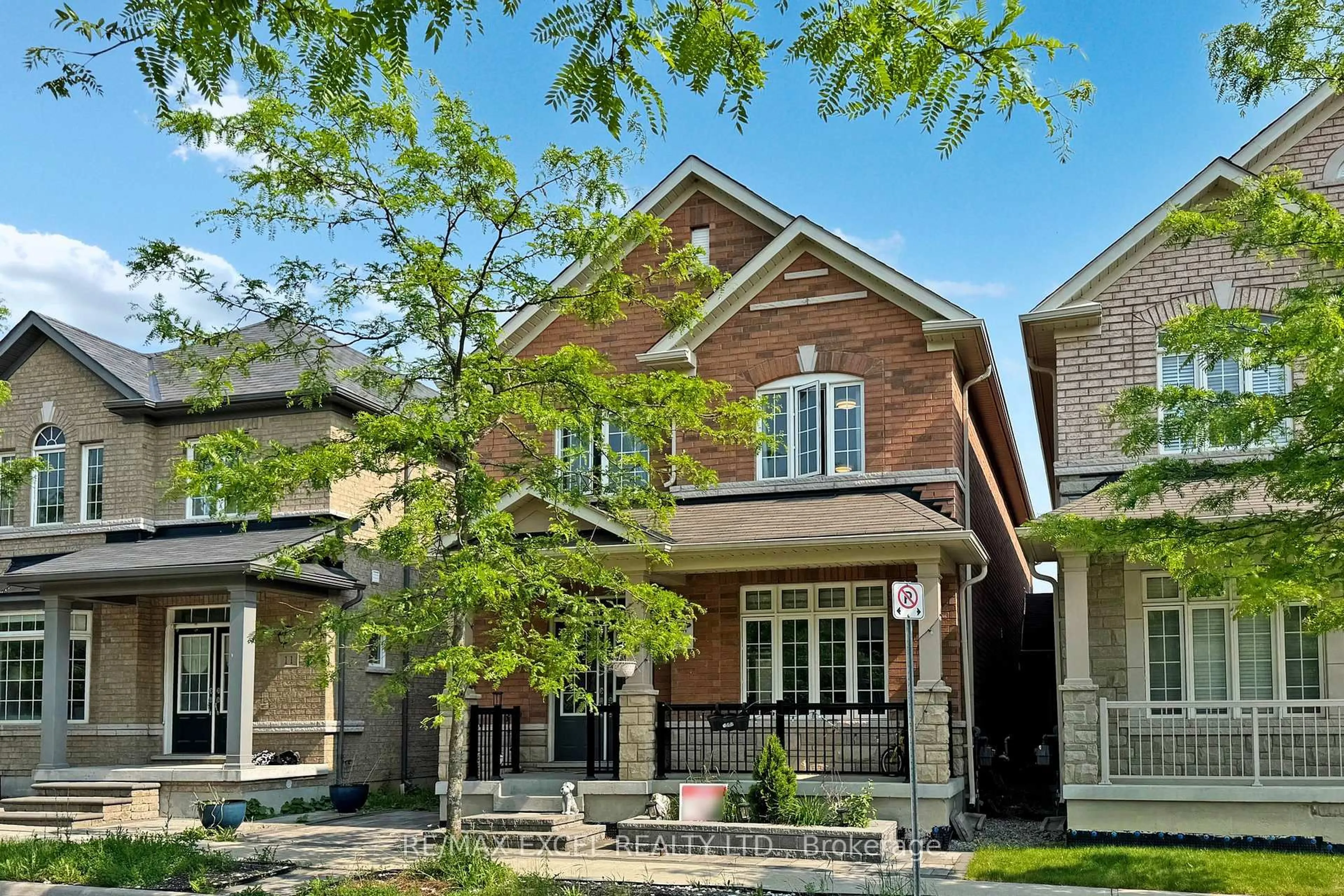 Home with brick exterior material, street for 9 Sunnyside Hill Rd, Markham Ontario L6B 0X4