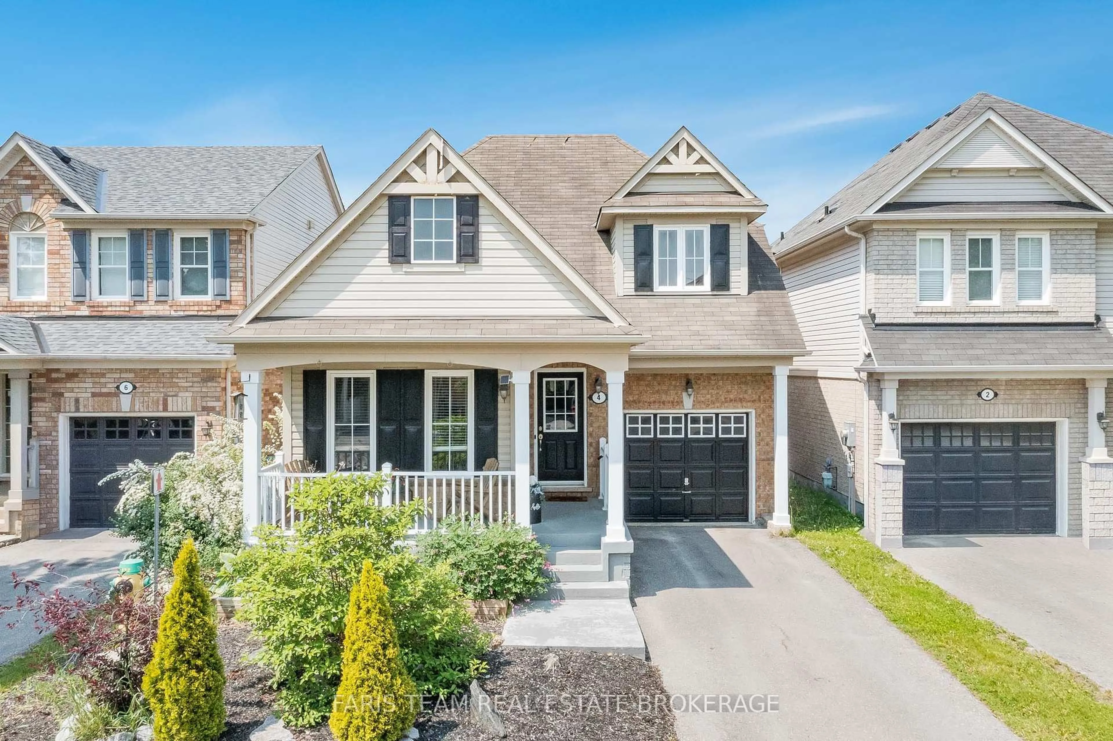 Home with brick exterior material, street for 4 Callander Cres, New Tecumseth Ontario L9R 0B3