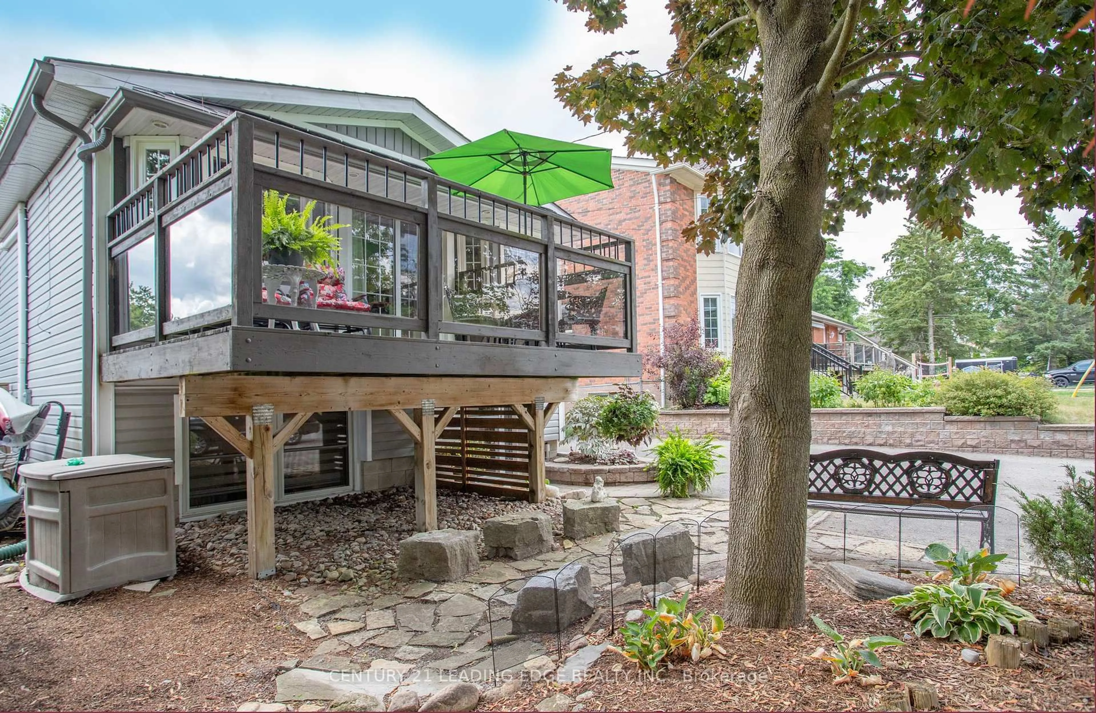 Patio, unknown for 12 Balson Blvd, Whitchurch-Stouffville Ontario L4A 2Y3
