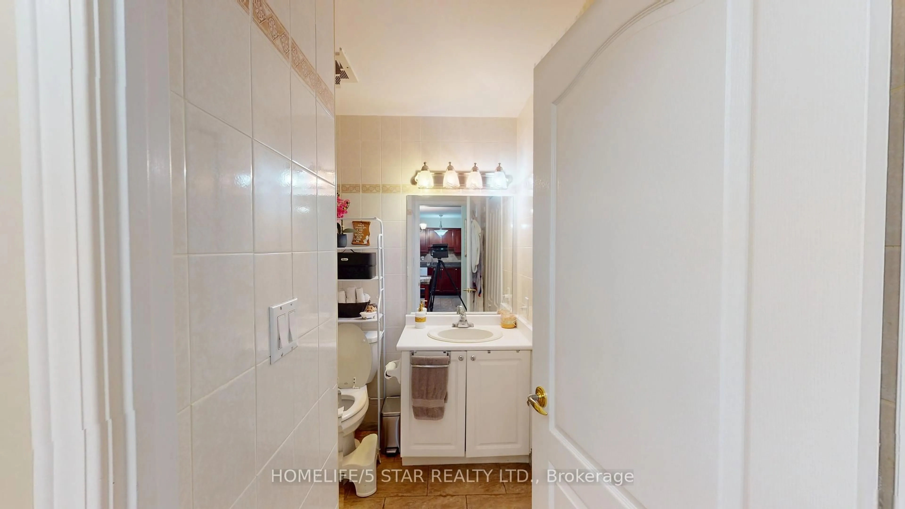 Standard bathroom, ceramic/tile floor for 7373 MARTIN GROVE Rd #607, Vaughan Ontario L4L 9K1