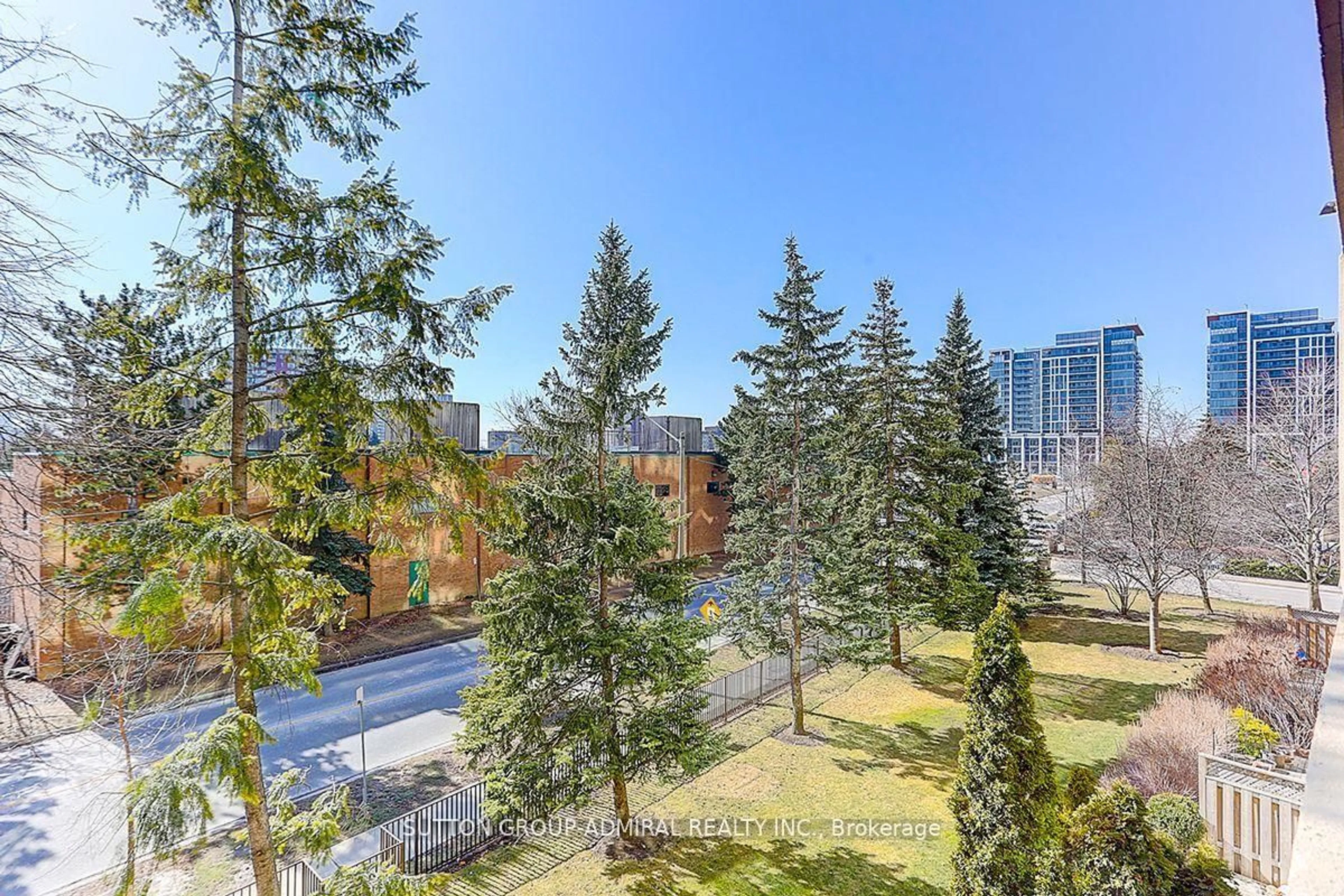 Unknown for 32 CLARISSA Dr #PH27, Richmond Hill Ontario L4C 9R7