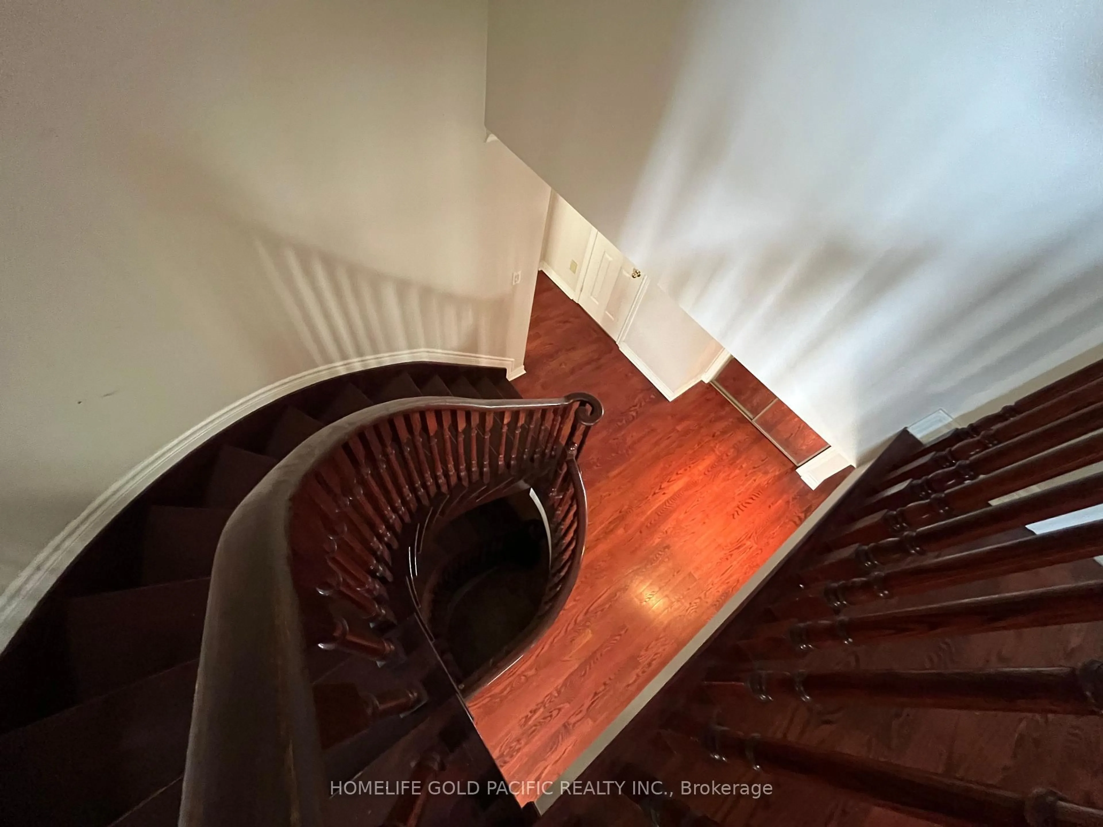 Stairs for 12 Duborg Dr, Markham Ontario L6C 1R4