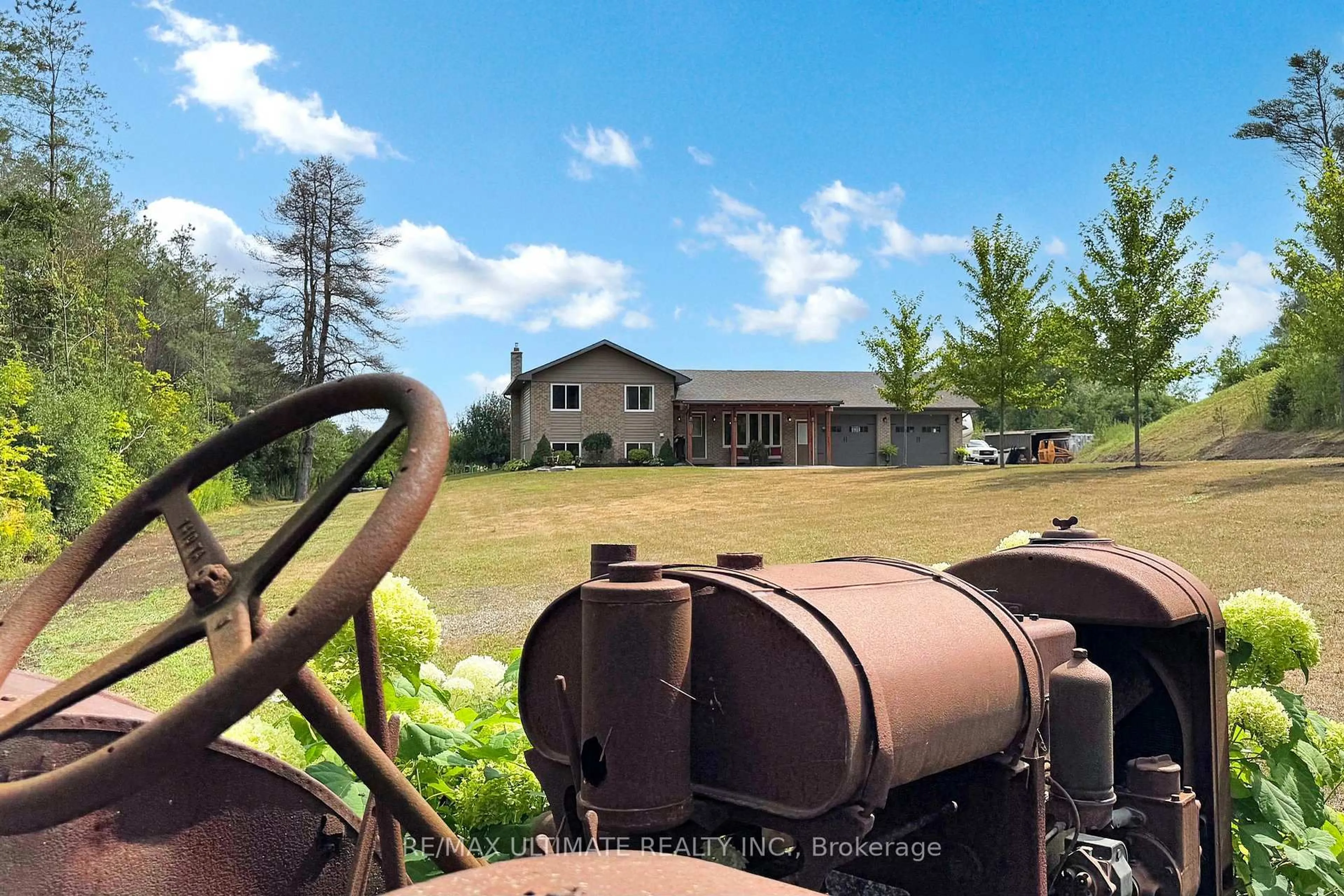 A pic from outside/outdoor area/front of a property/back of a property/a pic from drone, building for 13105 HIGHWAY 12 Highway, Brock Ontario L9P 1R3