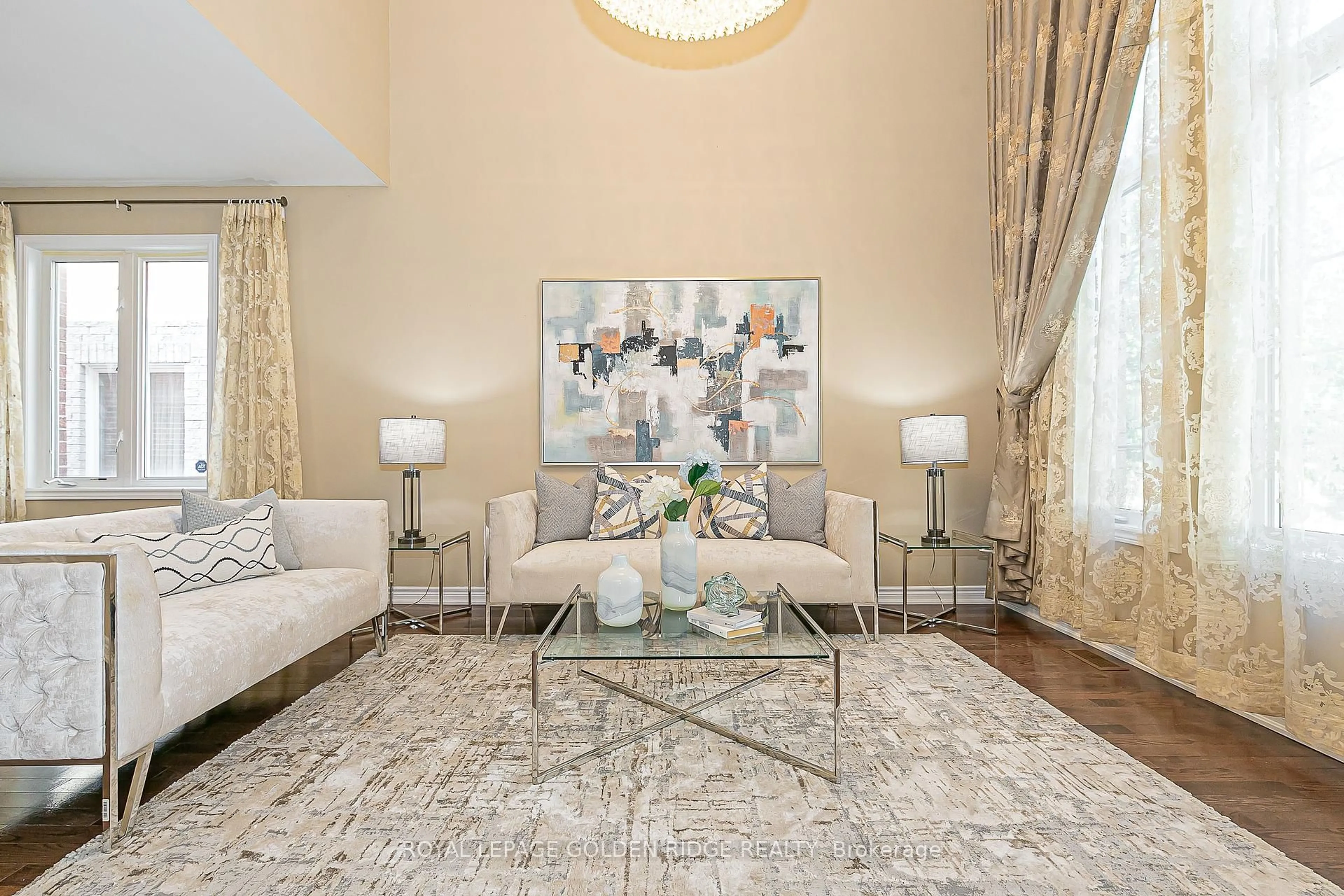 Living room with furniture, carpet floor for 12 Golden Meadow Dr, Markham Ontario L6E 1V8