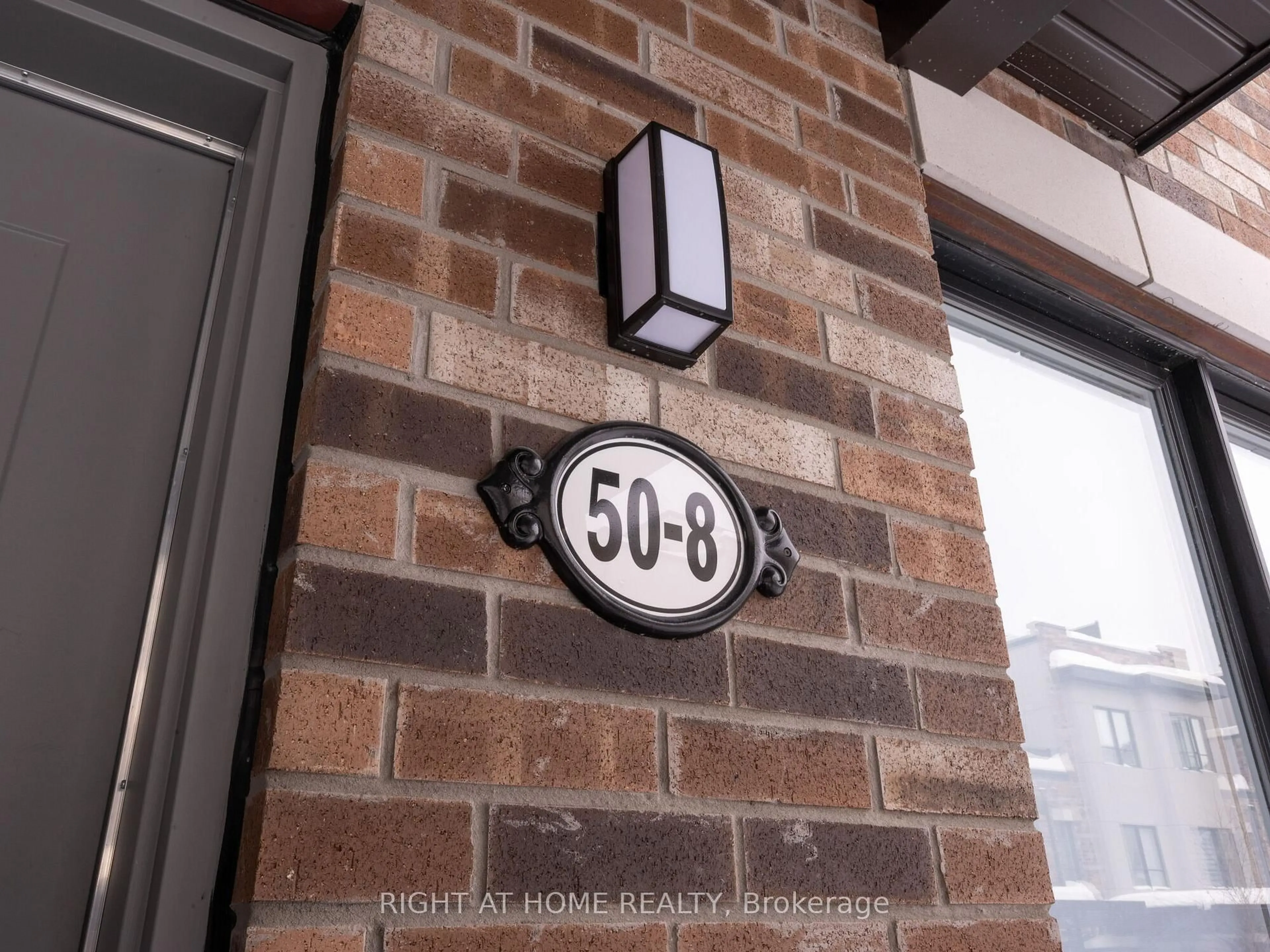 Home with brick exterior material, street for 8-50 Baynes Way, Bradford West Gwillimbury Ontario L3Z 4M4