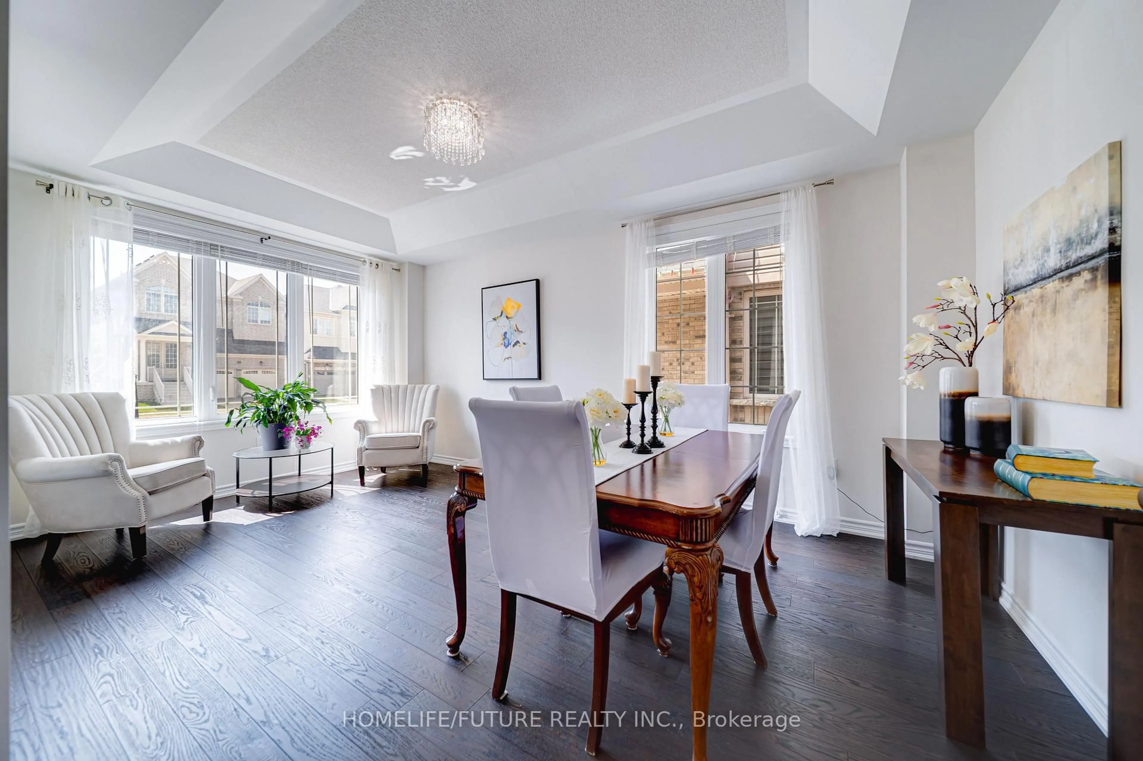 Dining room, wood/laminate floor for 23 Terrell Ave, Georgina Ontario L4P 0C8