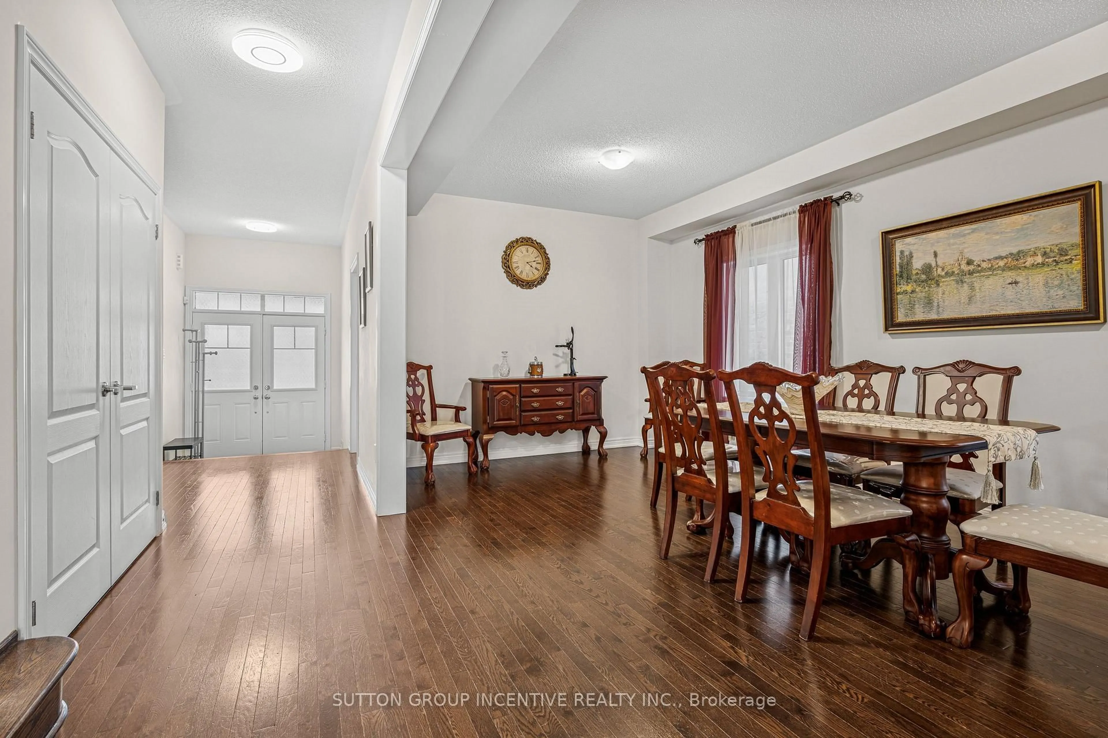 Dining room, unknown for 1322 Bardeau St, Innisfil Ontario L0L 1W0