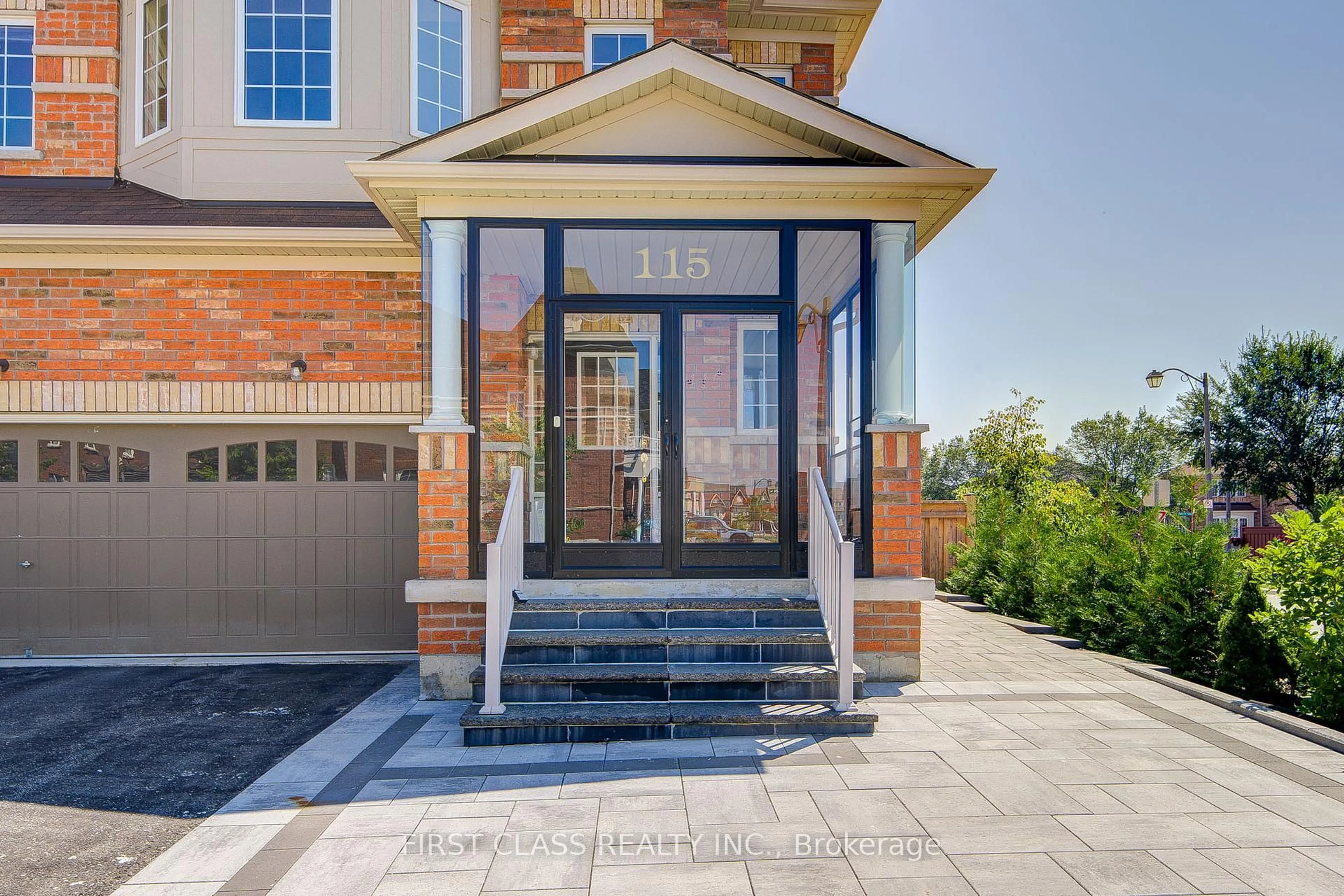 Home with brick exterior material, street for 115 Noah's Farm Tr, Whitchurch-Stouffville Ontario L4A 0N8