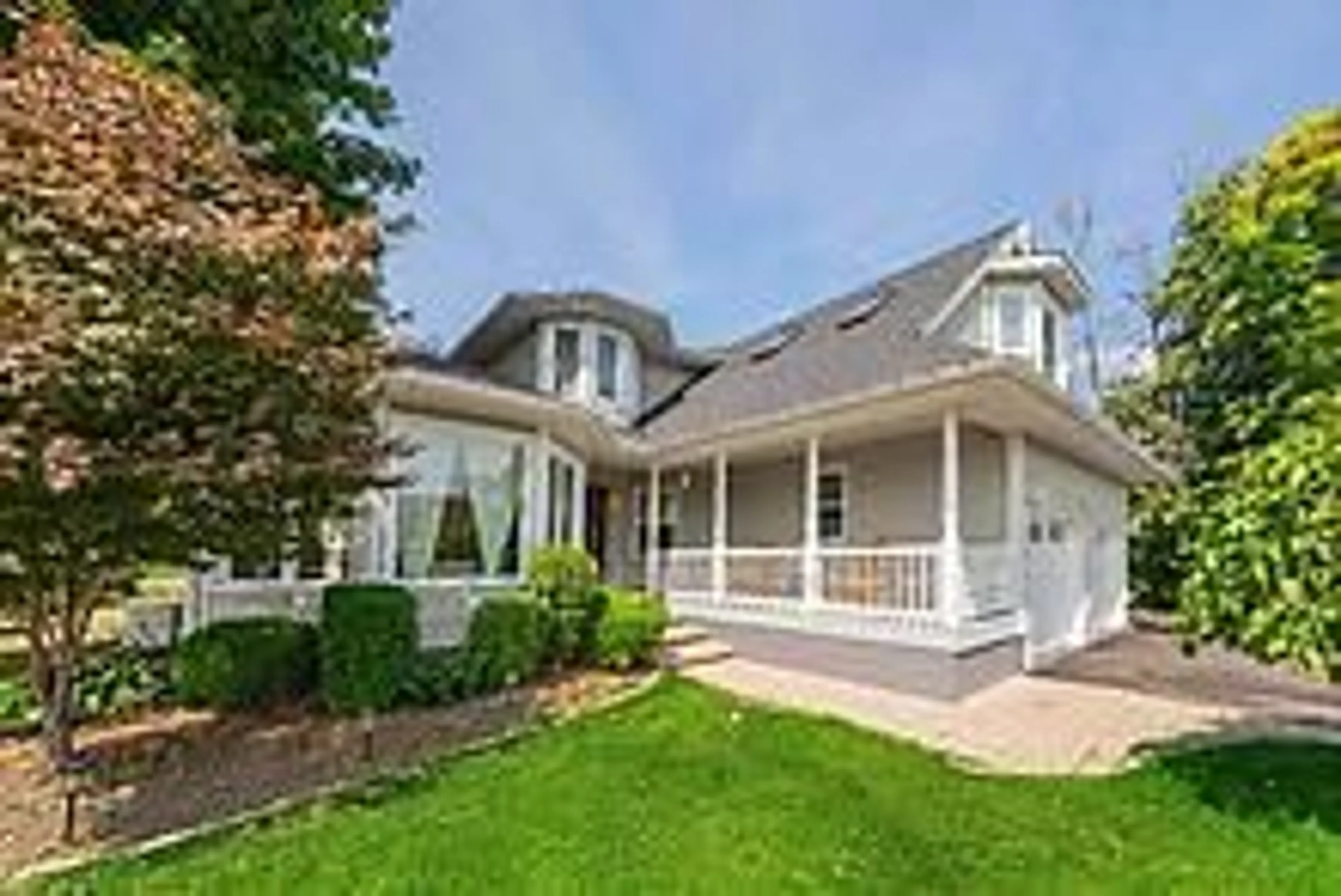 Home with vinyl exterior material, street for 3678 Kimberley St, Innisfil Ontario L9S 2L3