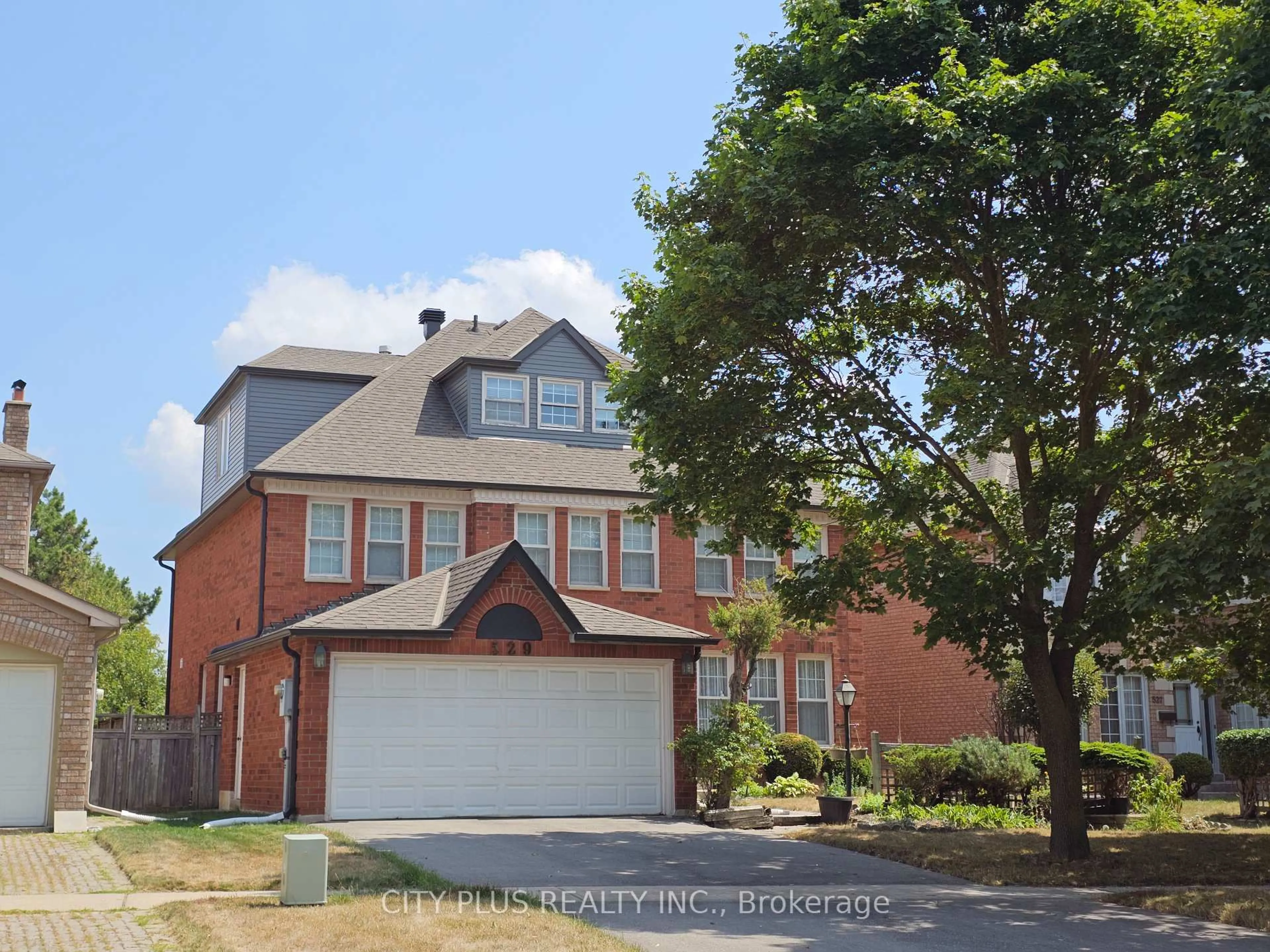 Home with brick exterior material, street for 529 Village Pkwy, Markham Ontario L3R 9N2