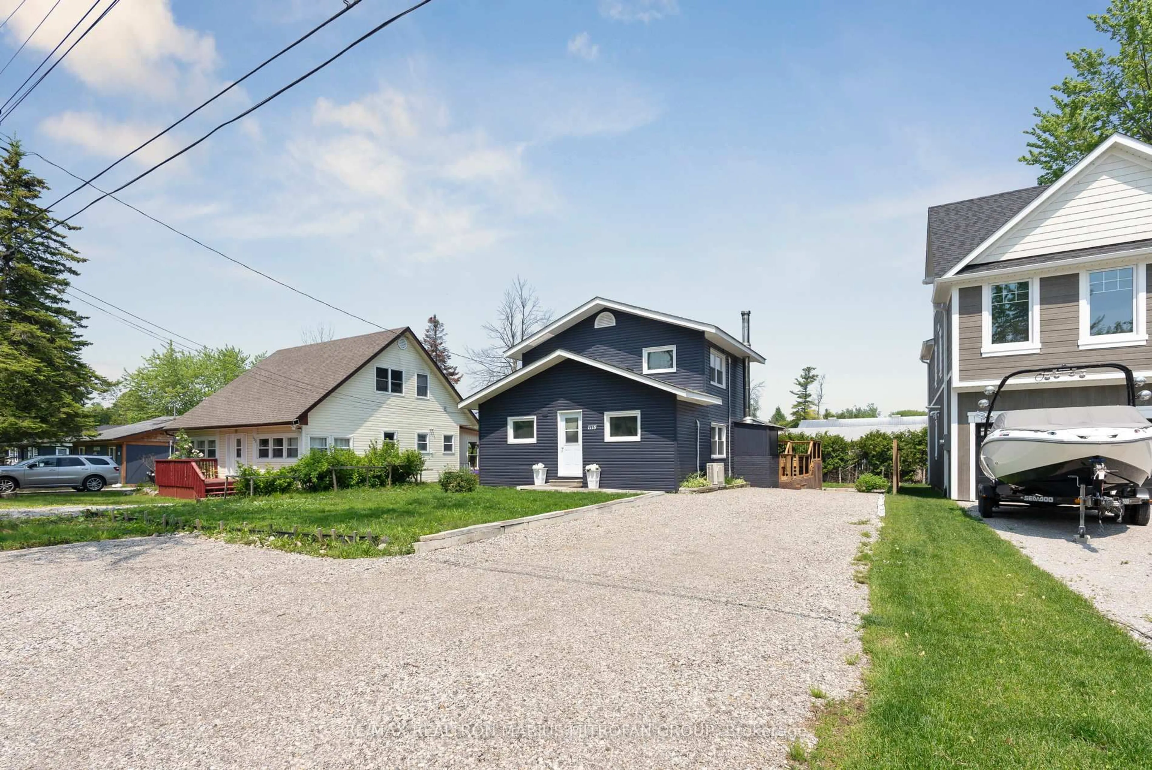 Unknown for 1118 Stoney Point Rd, Innisfil Ontario L0L 1W0
