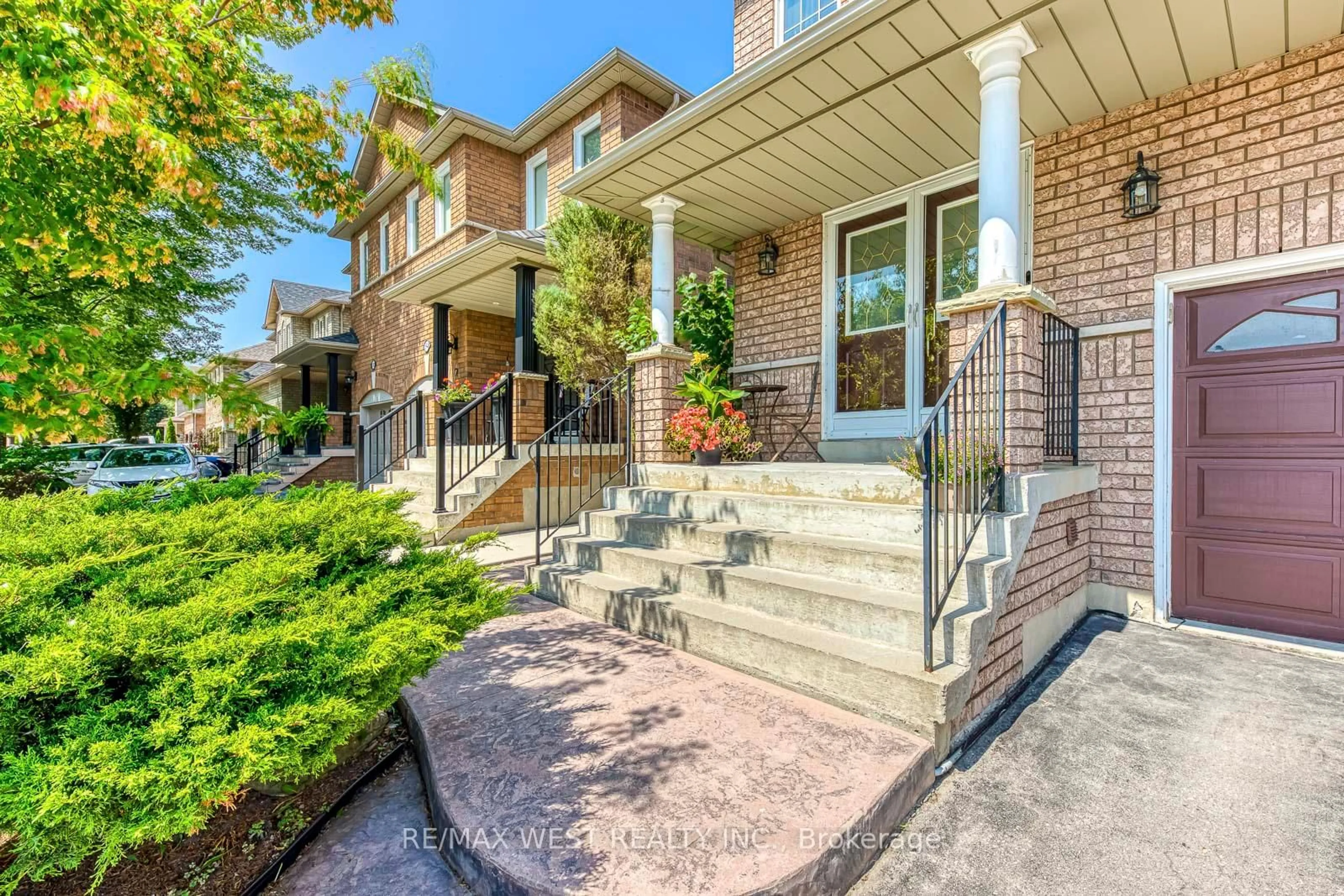 Home with brick exterior material, street for 56 Laura Sabrina Dr, Vaughan Ontario L4H 1X8