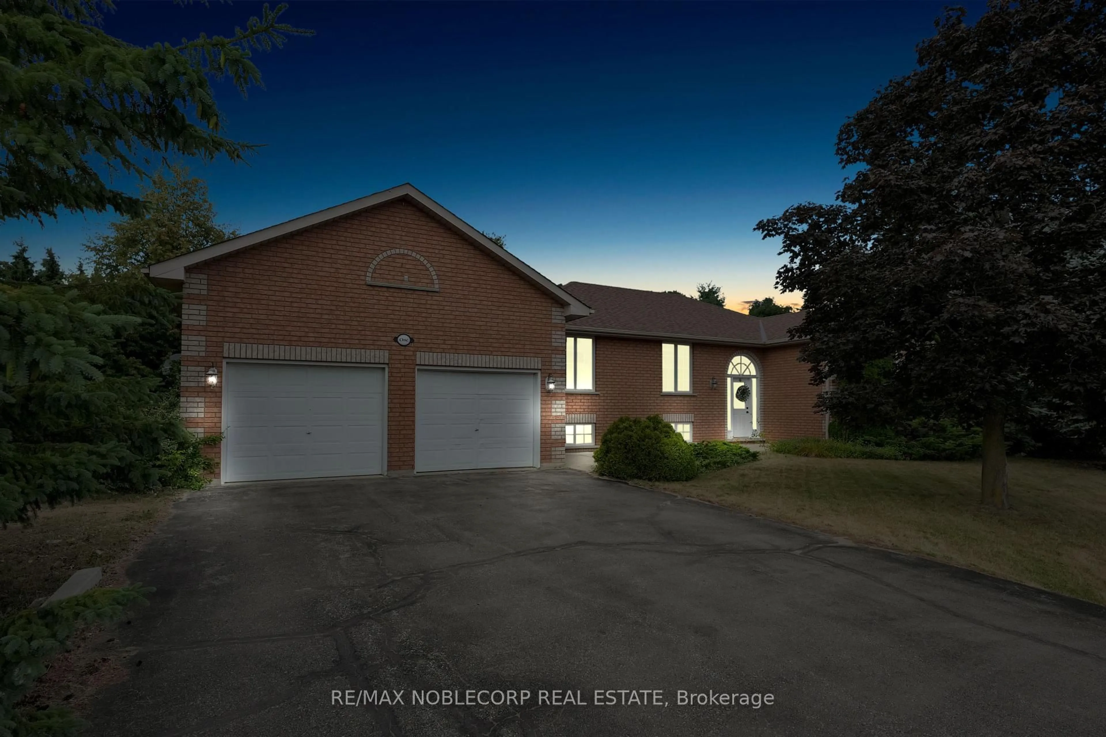 A pic from outside/outdoor area/front of a property/back of a property/a pic from drone, street for 1 Dekker St, Adjala-Tosorontio Ontario L0M 1J0