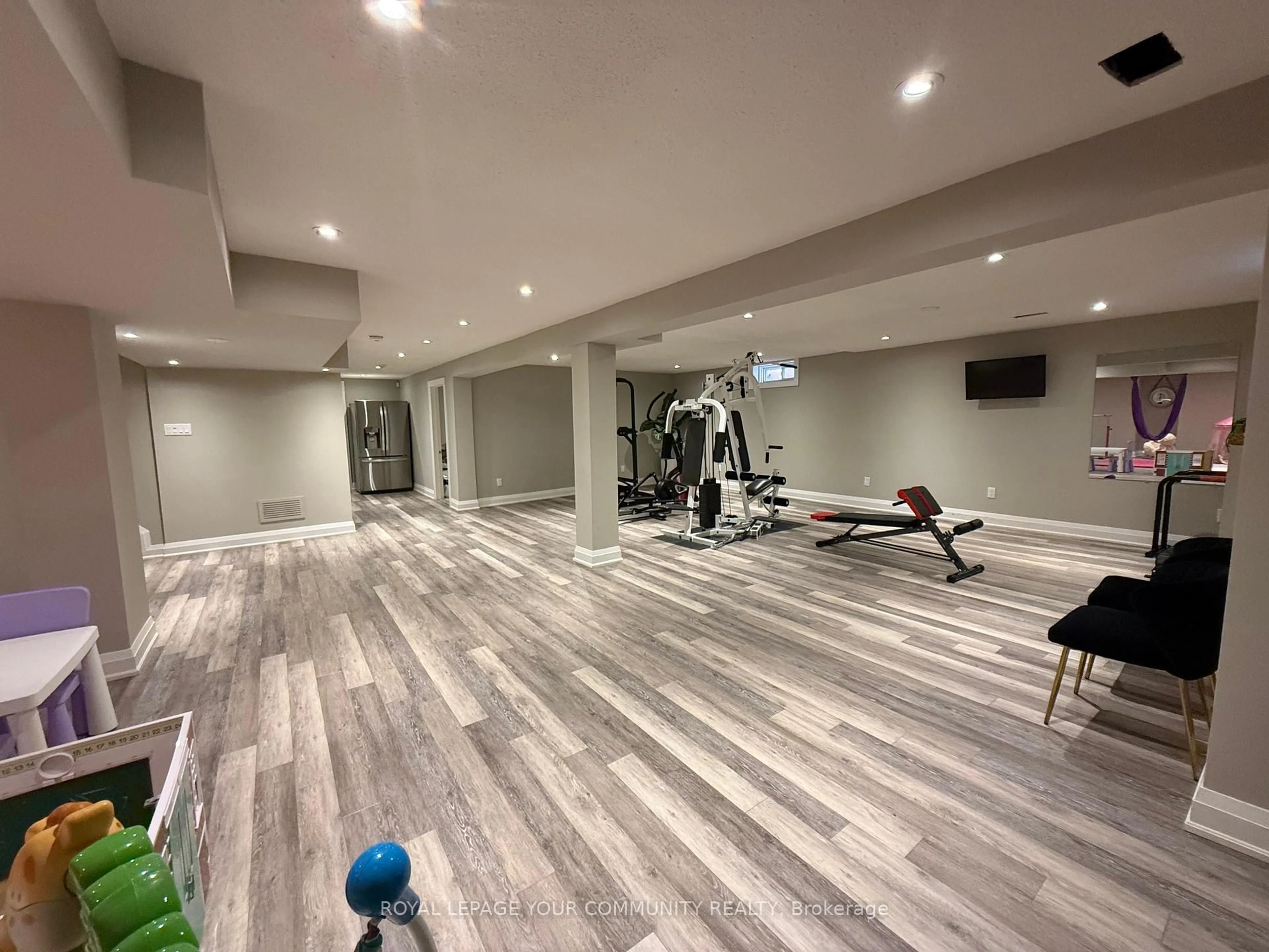 Gym or fitness room for 20 White Lodge Cres, Richmond Hill Ontario L4C 8Z7