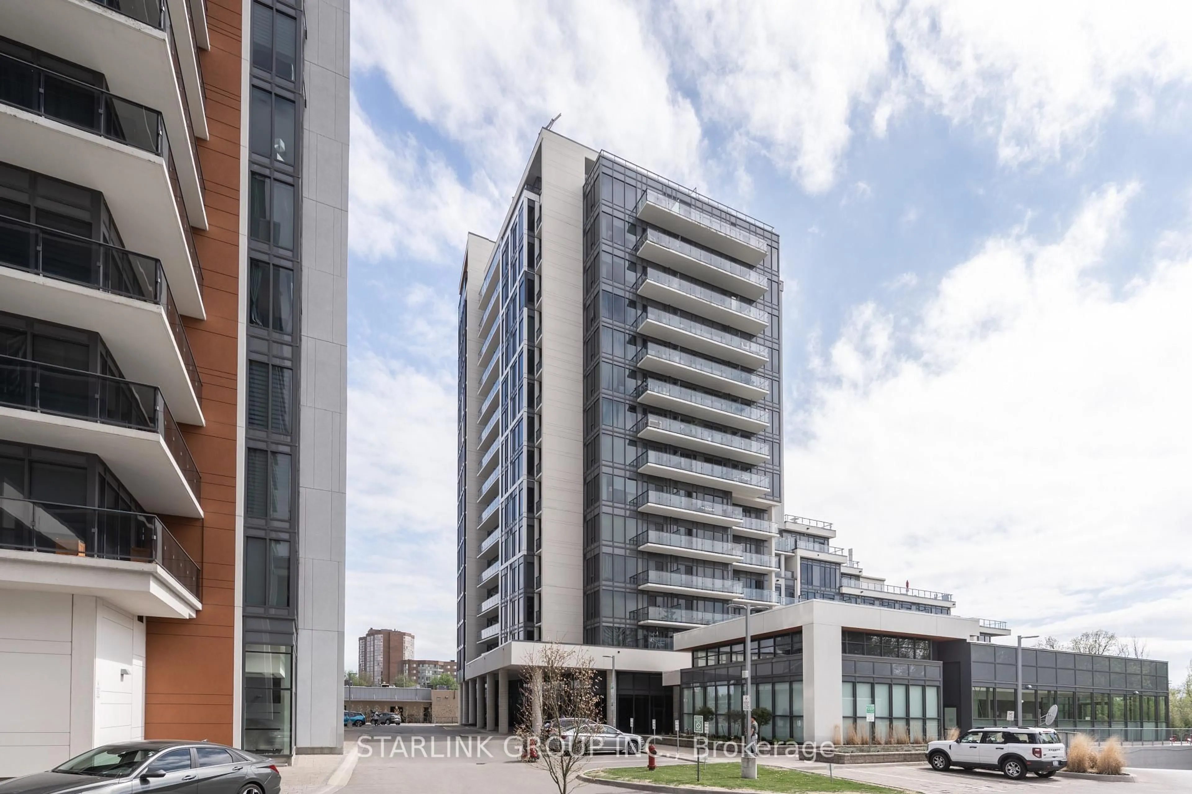 Unknown for 9618 Yonge St #1106, Richmond Hill Ontario L4C 0X5